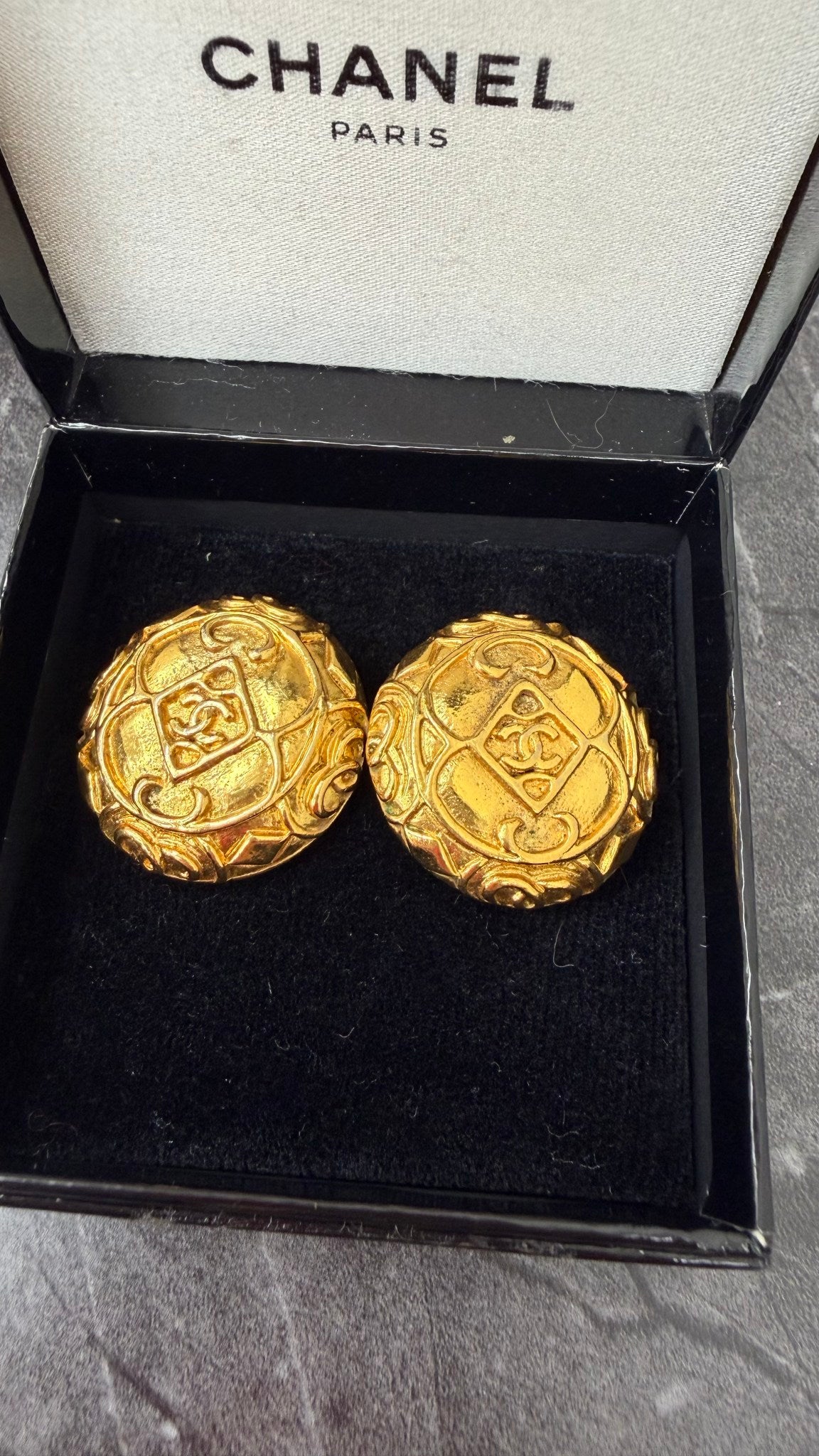 Chanel Vintage Gold Tone CC Round Coin Clip on Earrings