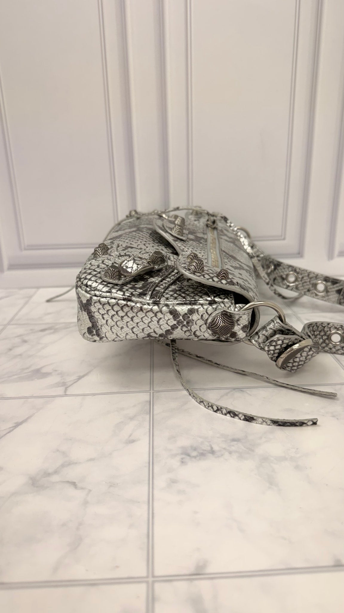 Balenciaga Silver Snakeskin Embossed Leather Le Cagole Shoulder Bag