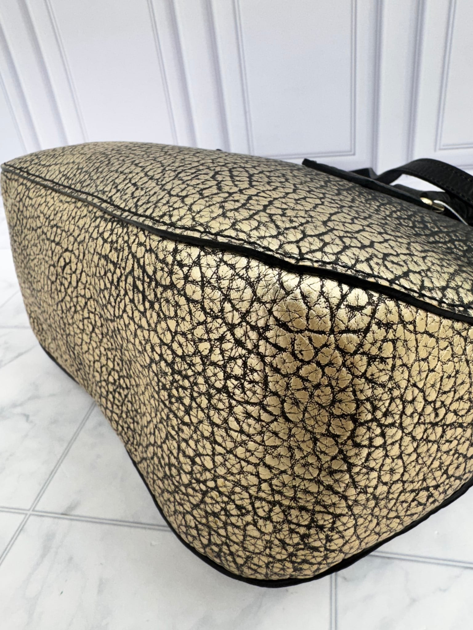 Burberry Black & Gold Ombre Grained Leather 2Way Bag