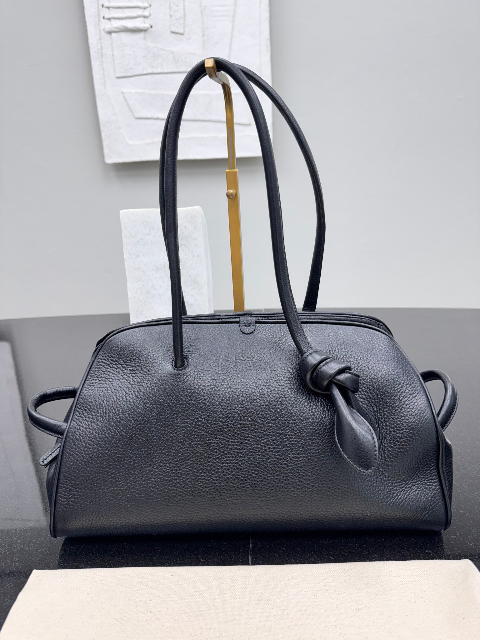 BRAND NEW - Jacquemus Black Grained Leather Le Turismo Shoulder Bag