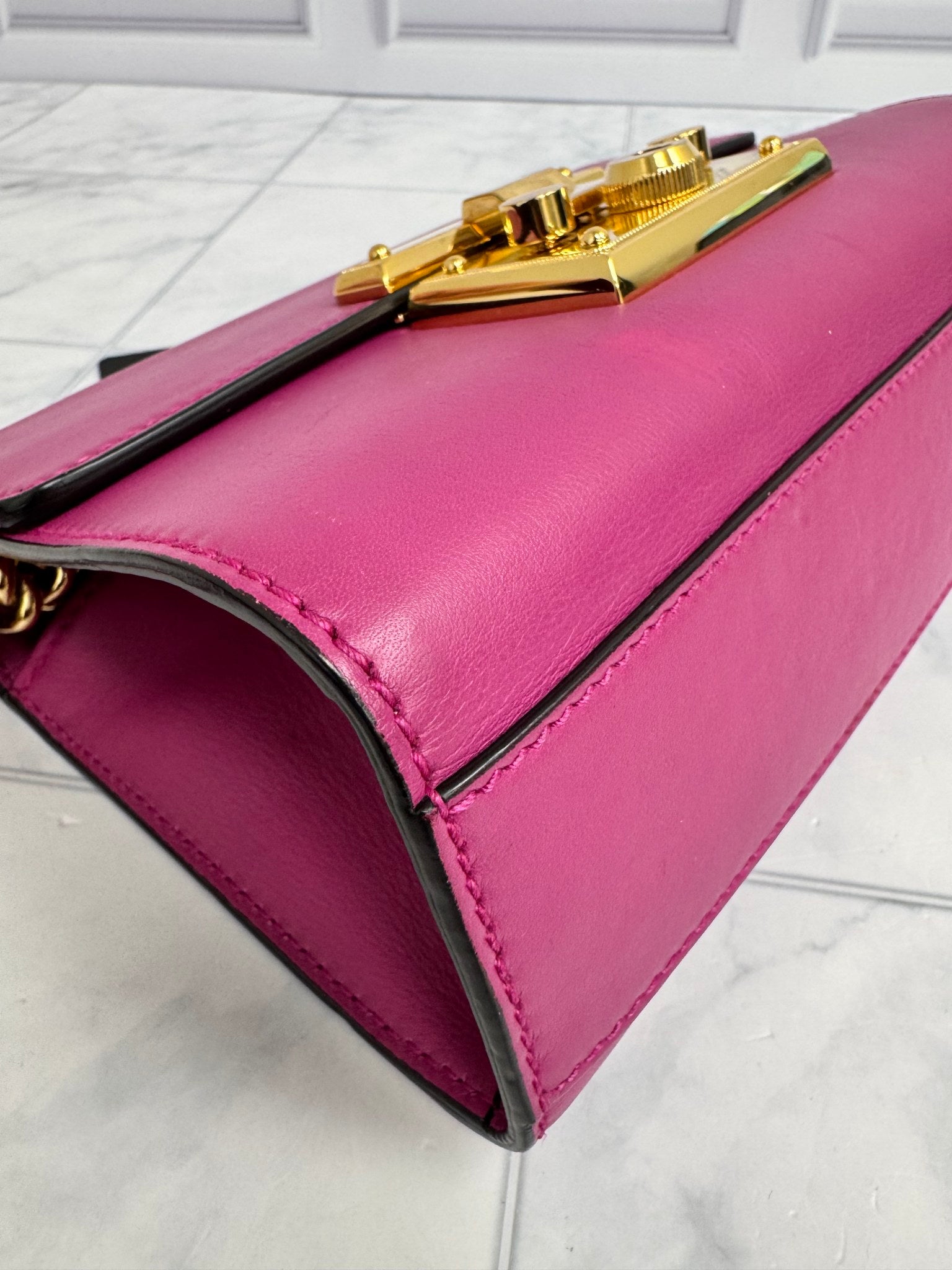 Gucci Fuchsia Leather Padlock Chain Shoulder Bag