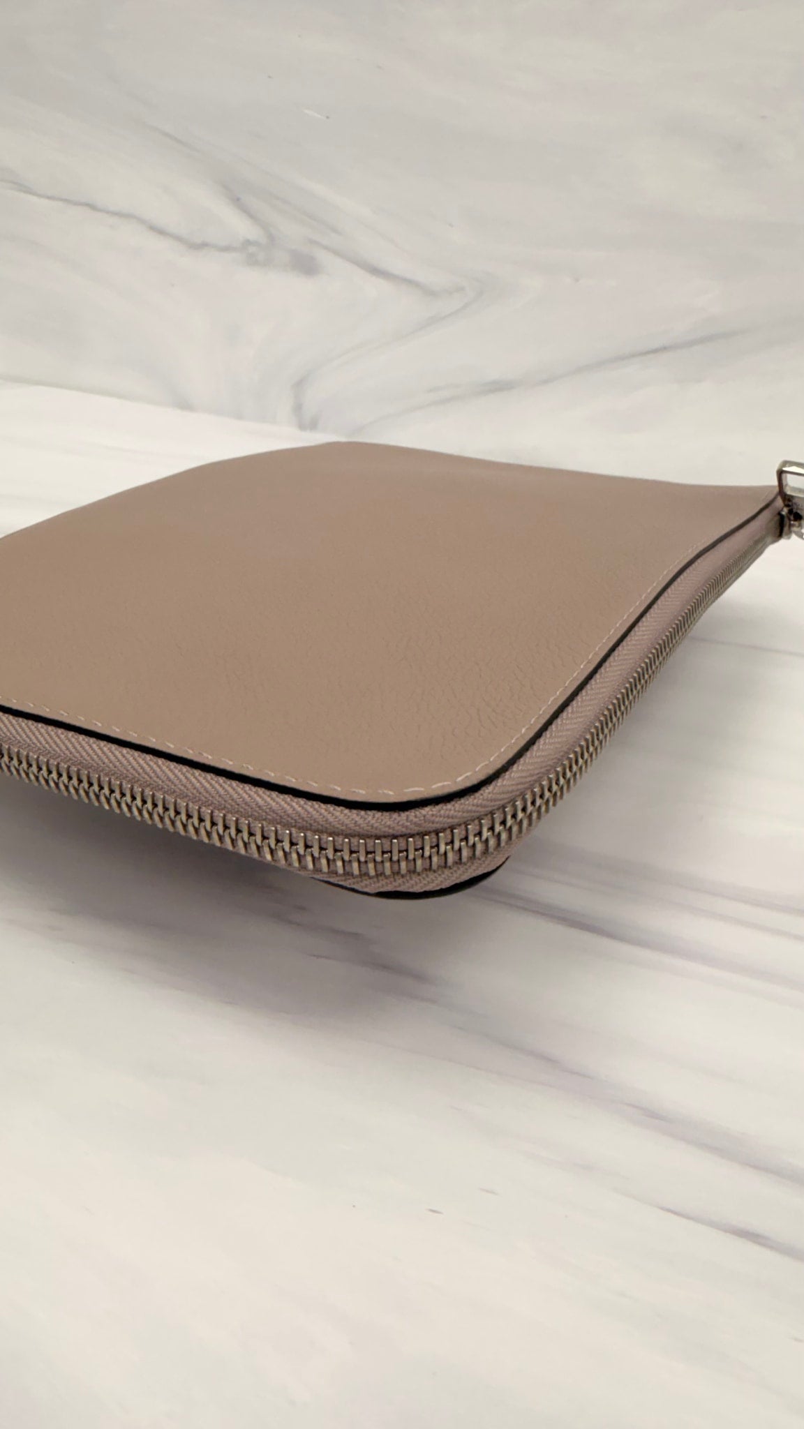 BRAND NEW - Louis Vuitton Taupe Taurillon Leather Pochette Jour PM Clutch