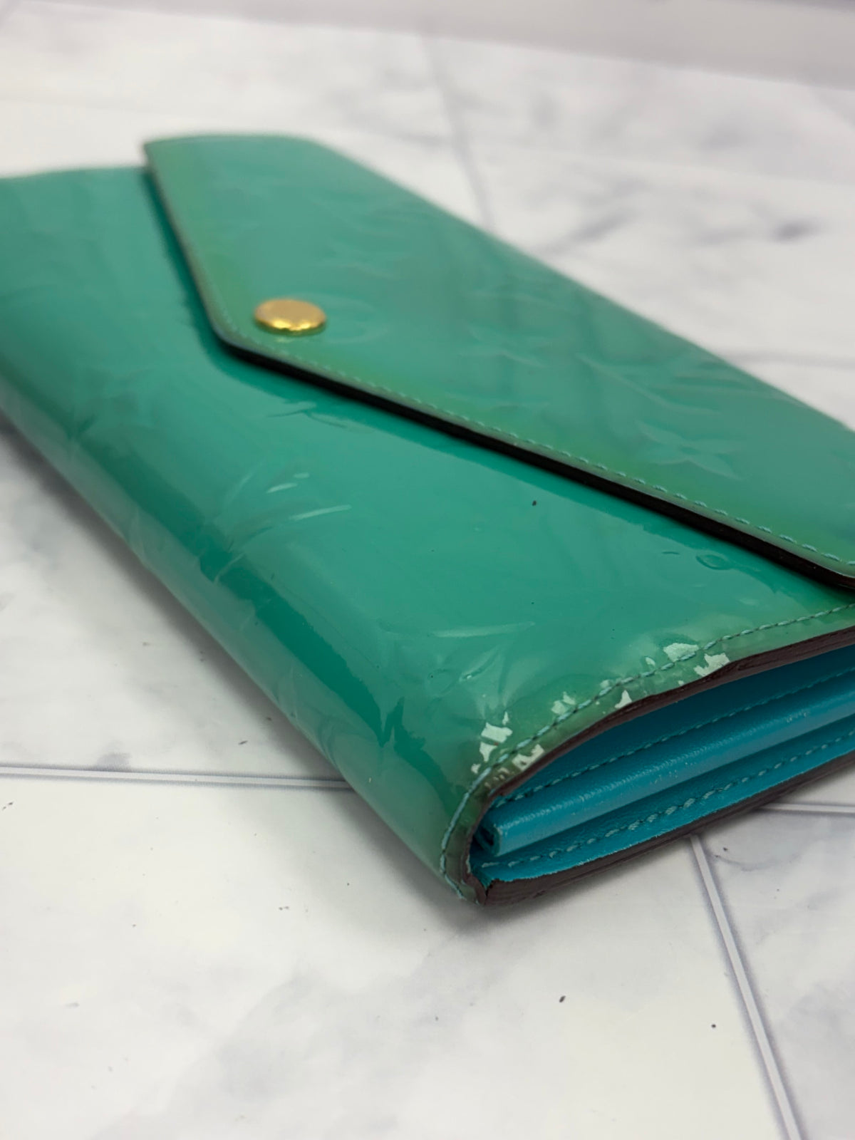 Louis Vuitton Turquoise Monogram Vernis Sarah wallet