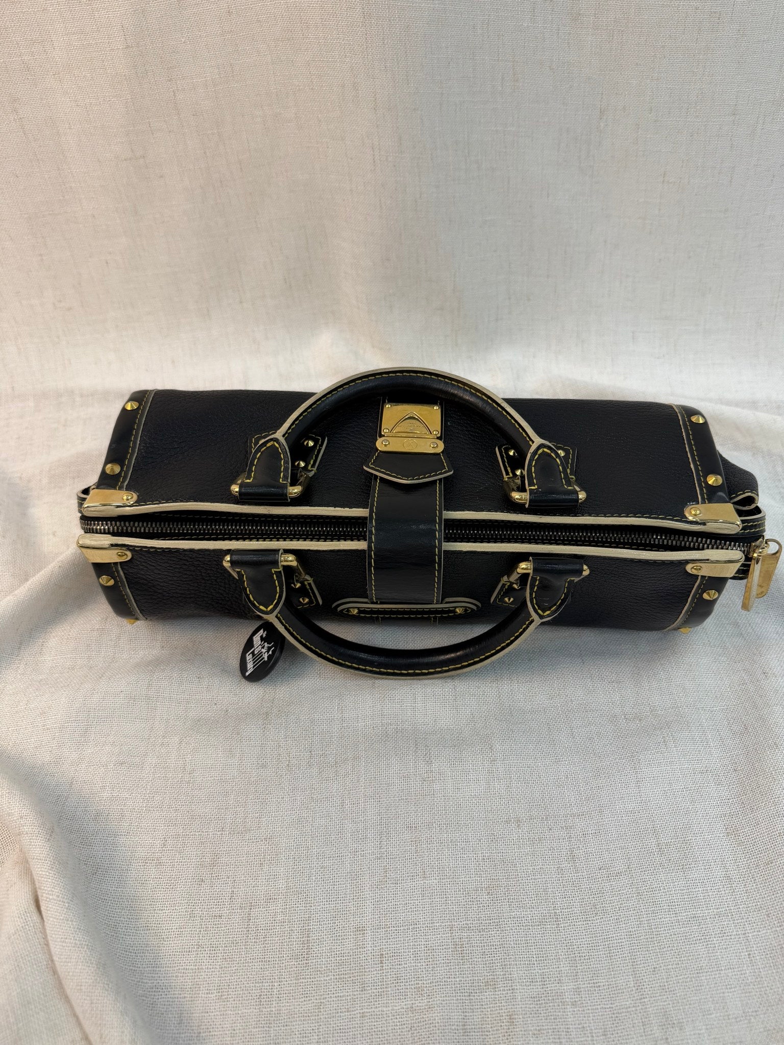Louis Vuitton Black Leather Suhali L'Epanoui PM Bag