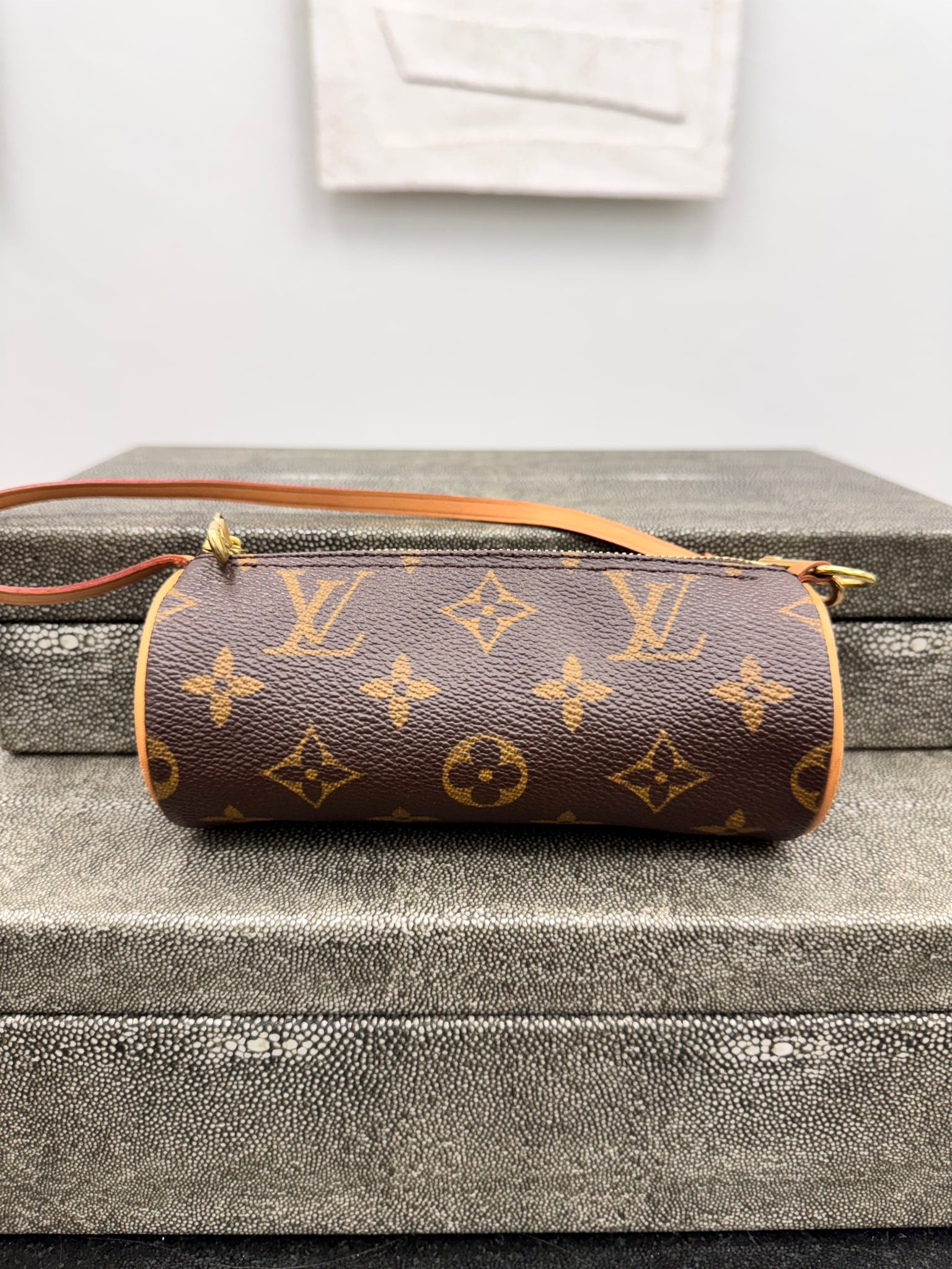 LIKE NEW - Louis Vuitton Monogram Mini Papillon Pochette
