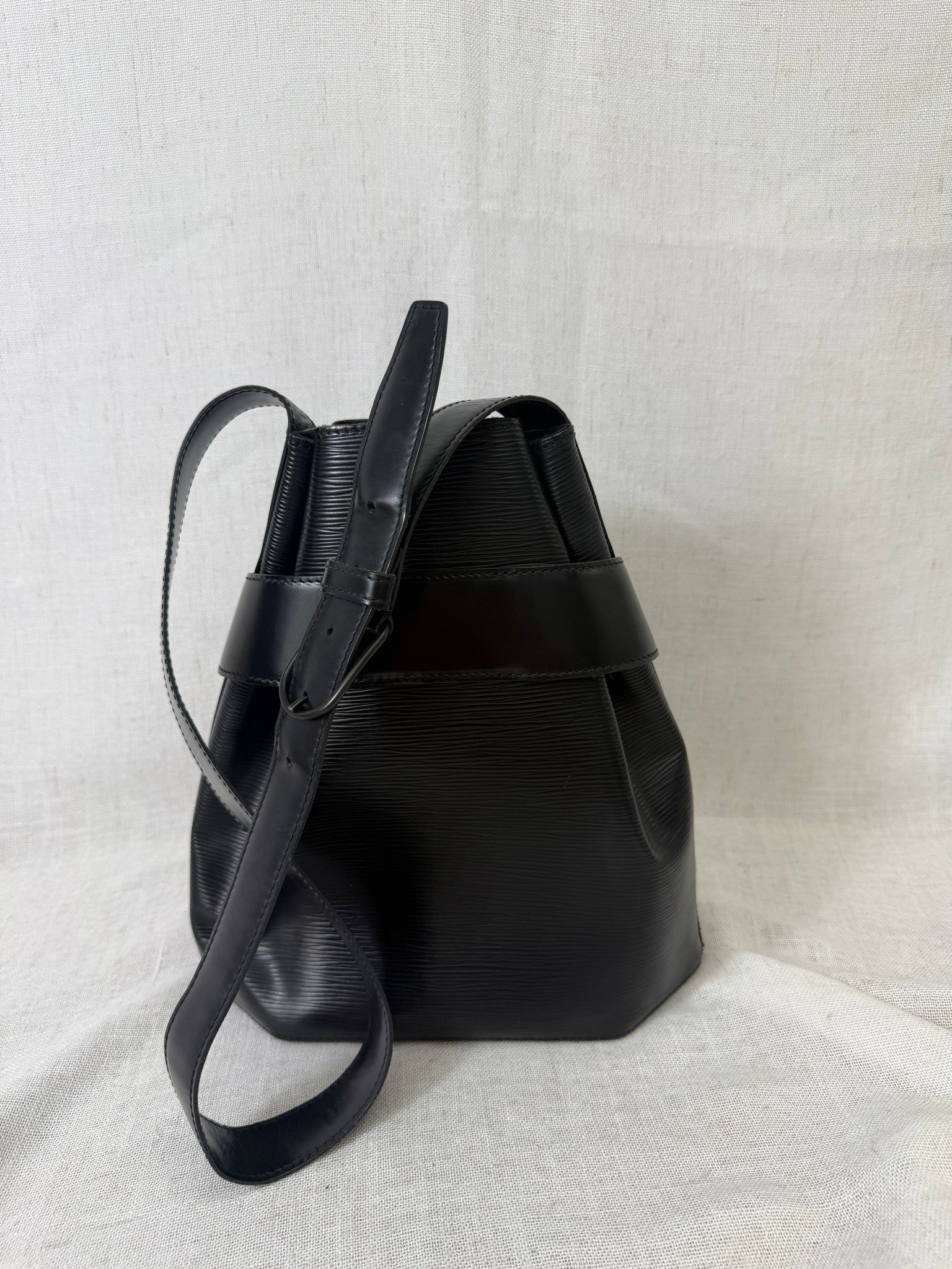 Louis Vuitton Black Epi Leather Sac D'Epaile PM Shoulder Bag