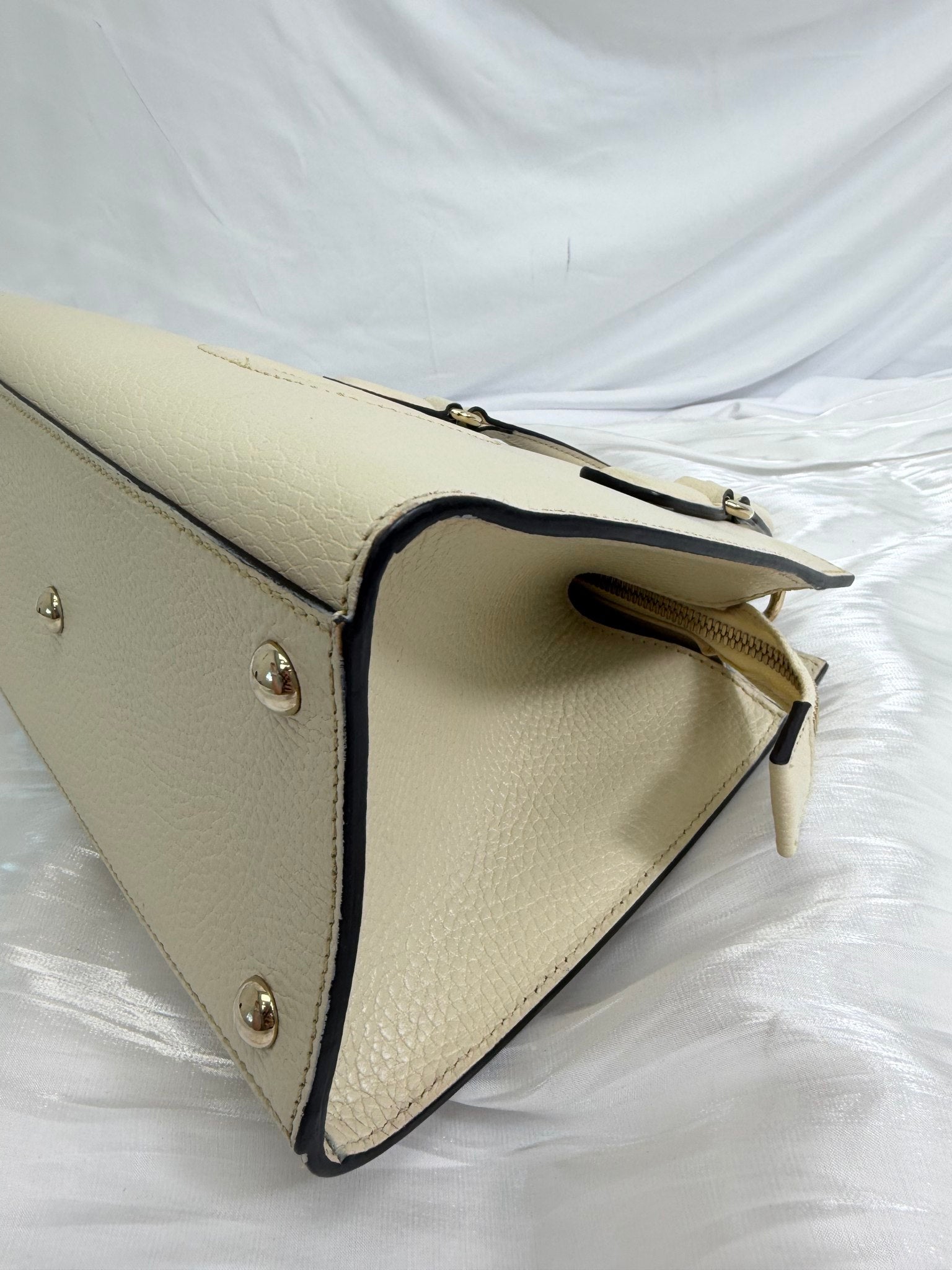 Gucci Beige Pebbled Leather Soho Bag