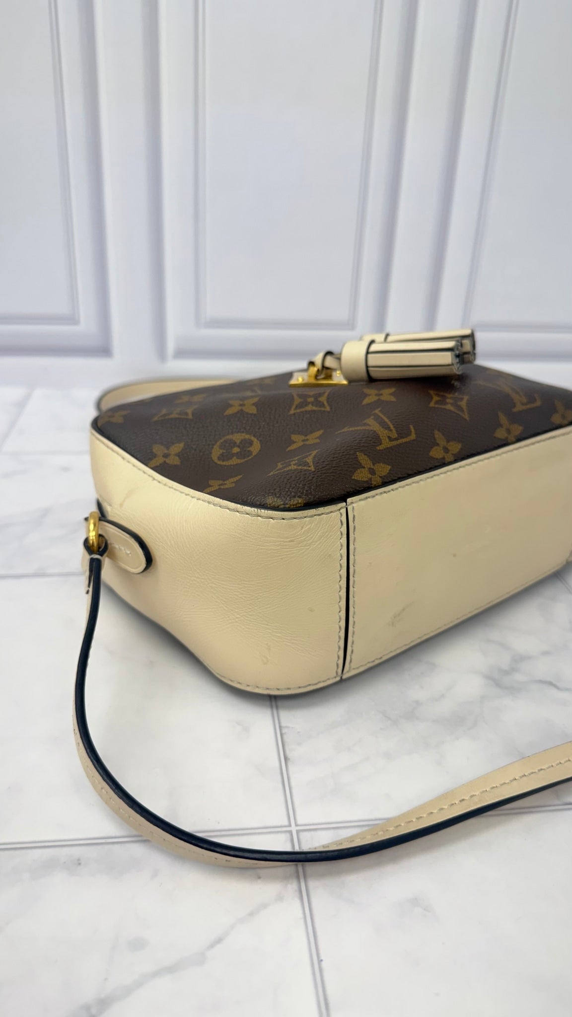 Louis Vuitton Monogram Cream Saintonge Crossbody Bag