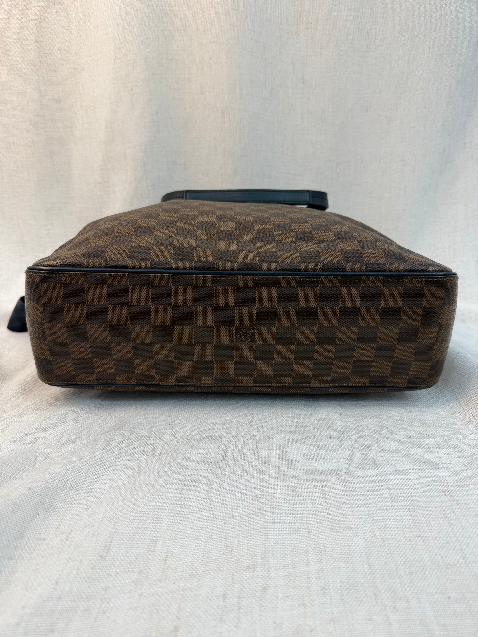Louis Vuitton Damier Ebene Herald Tote Bag
