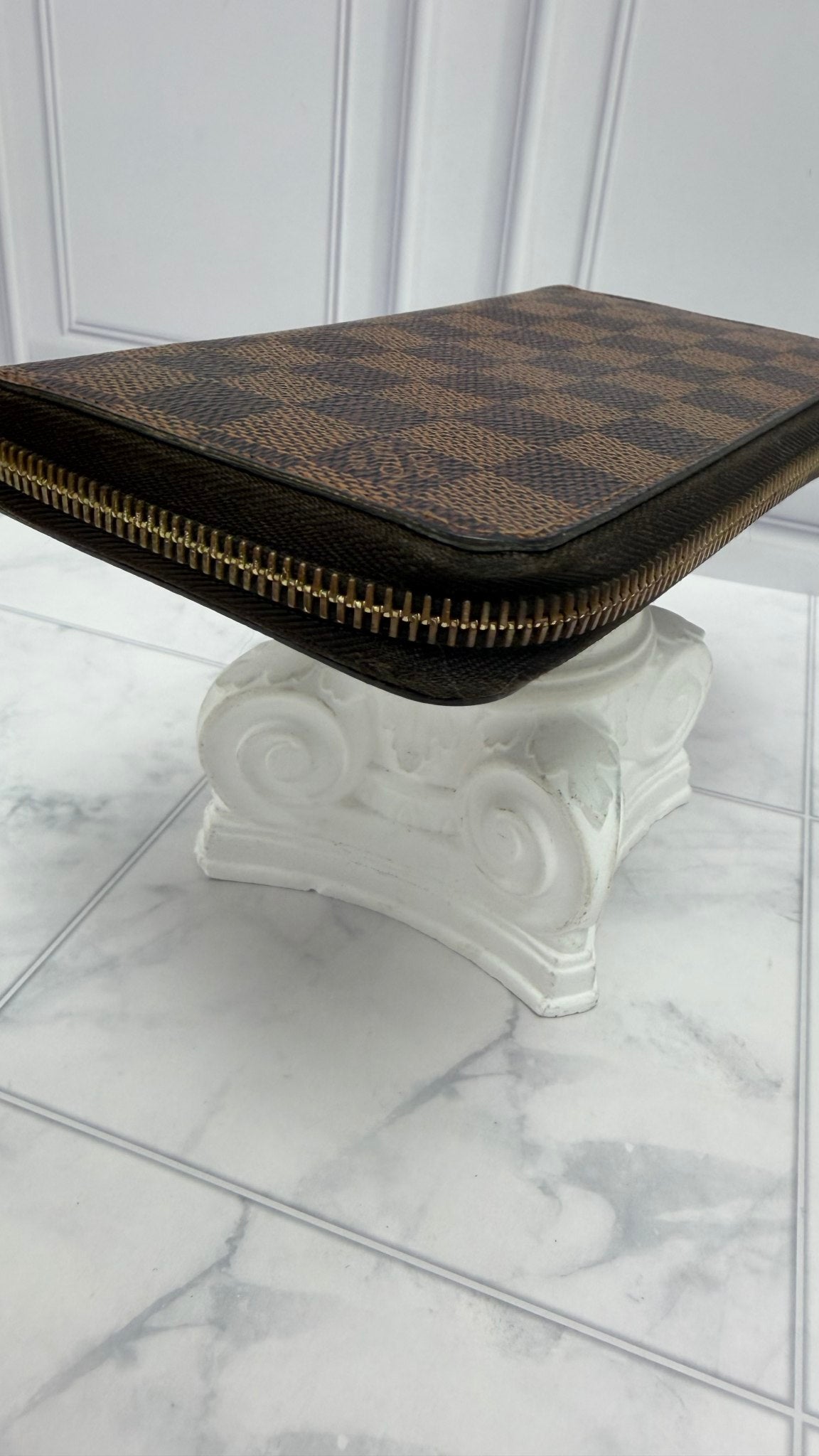 Louis Vuitton Damier Ebene Zippy Wallet