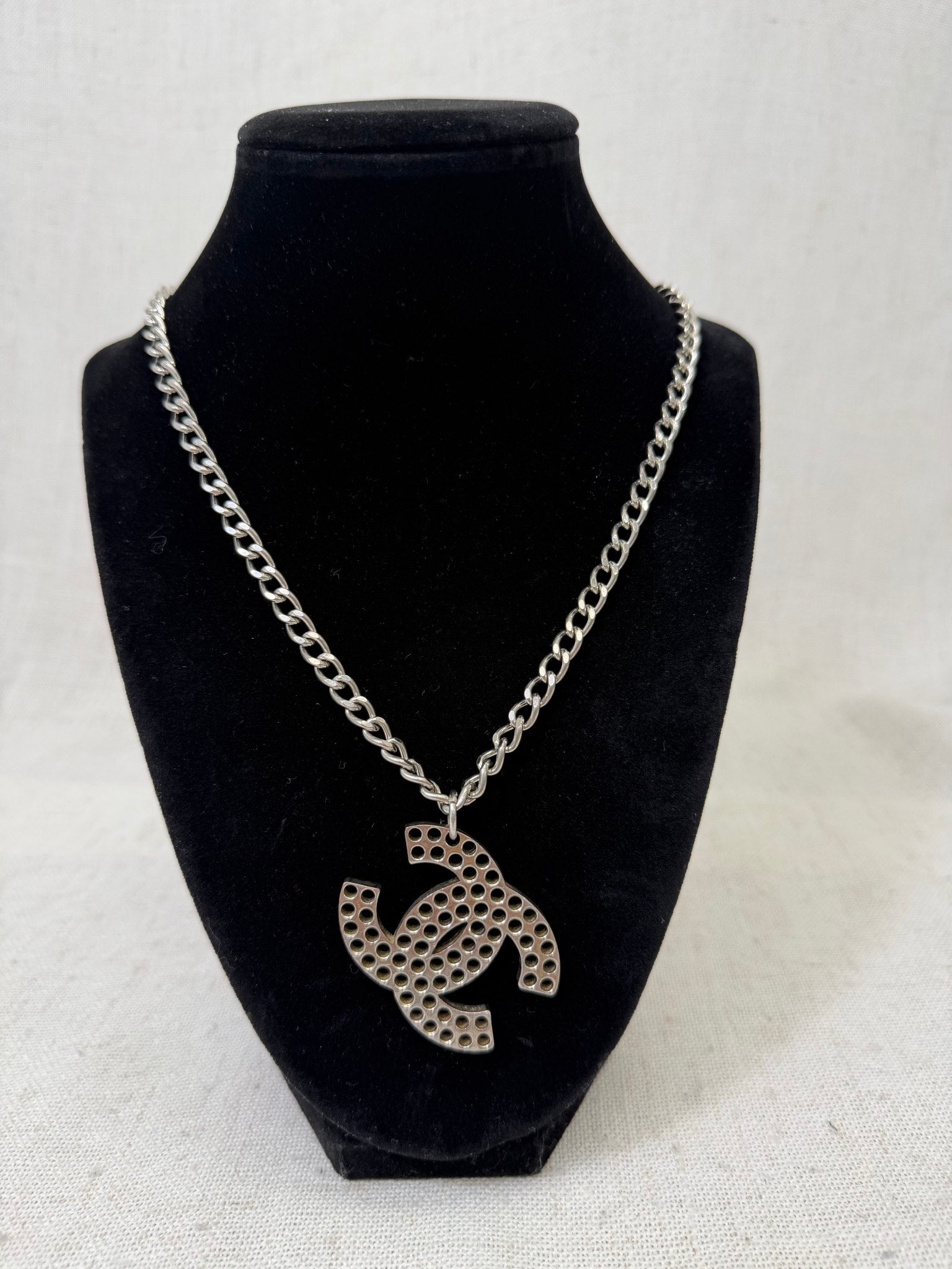 Chanel Silver necklace