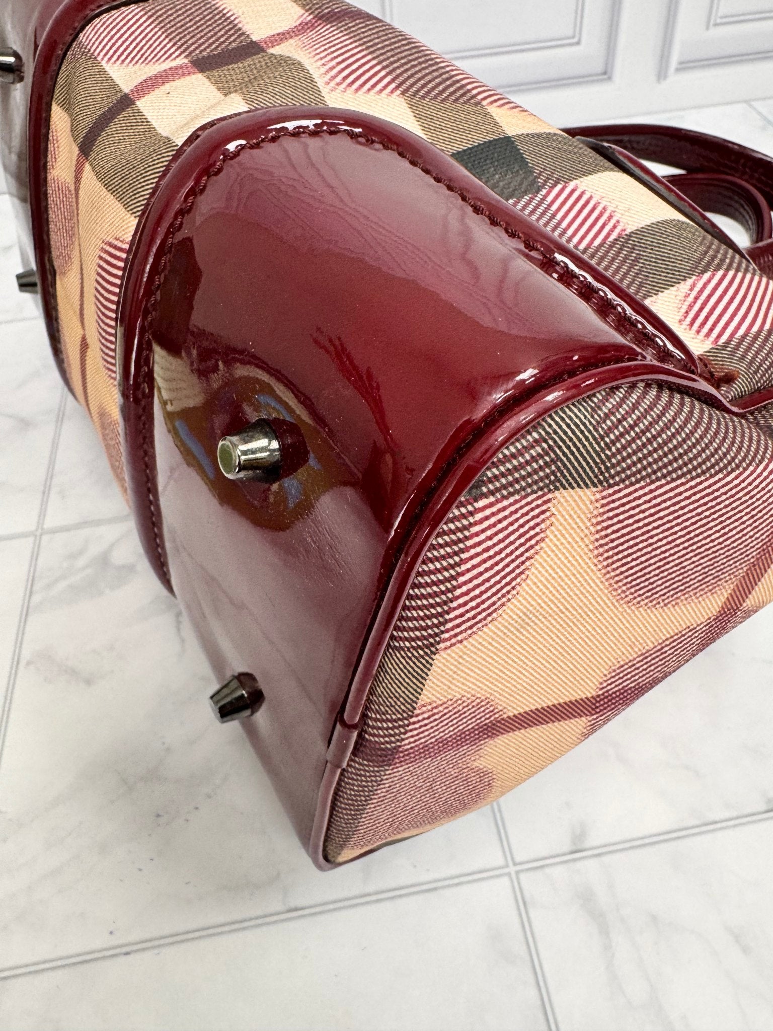 Burberry Burgundy Hearts House Check With Patent Leather Boston Bag