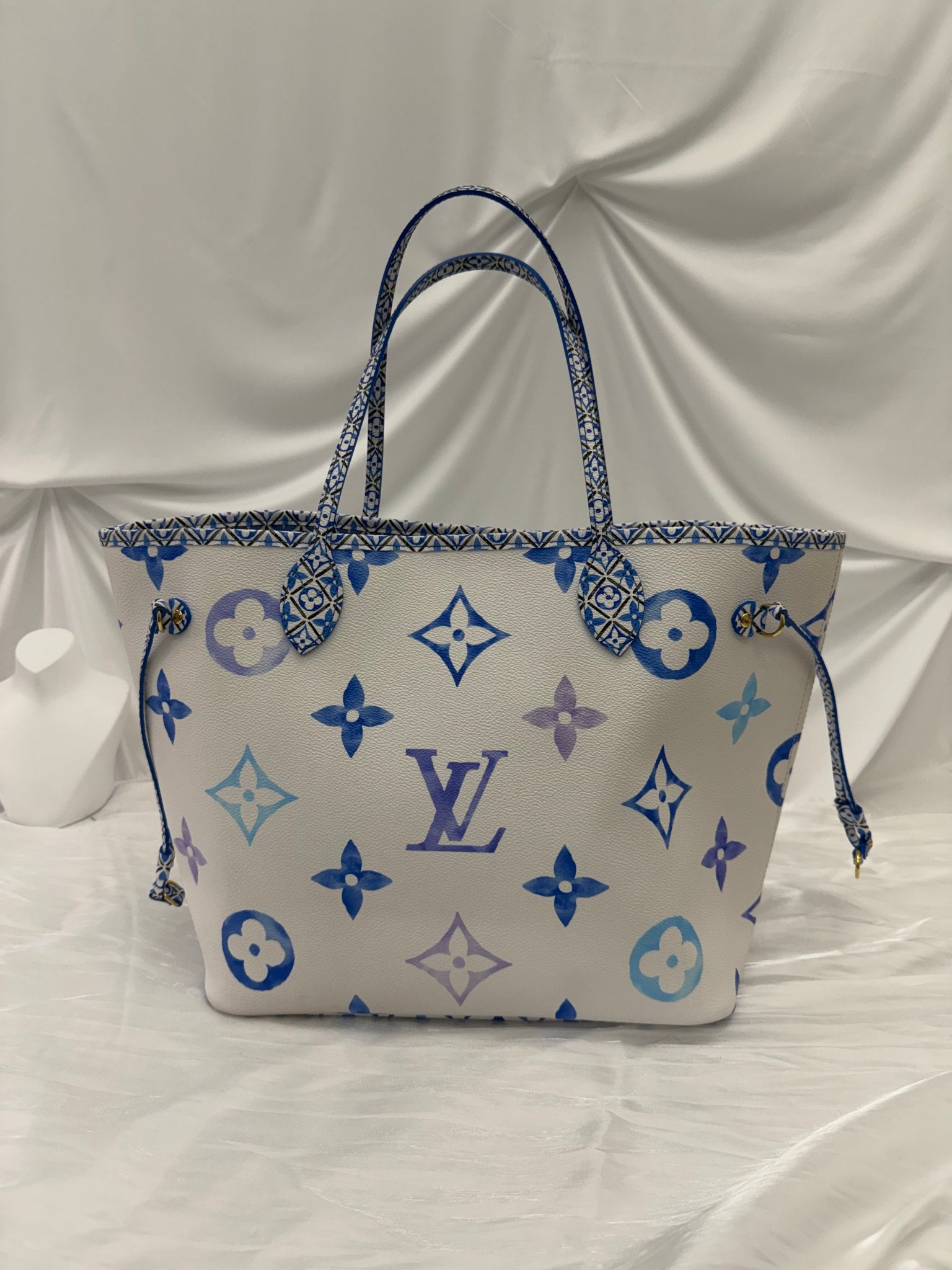 BRAND NEW- Louis Vuitton Blue Watercolor Monogram By The Pool Neverfull MM