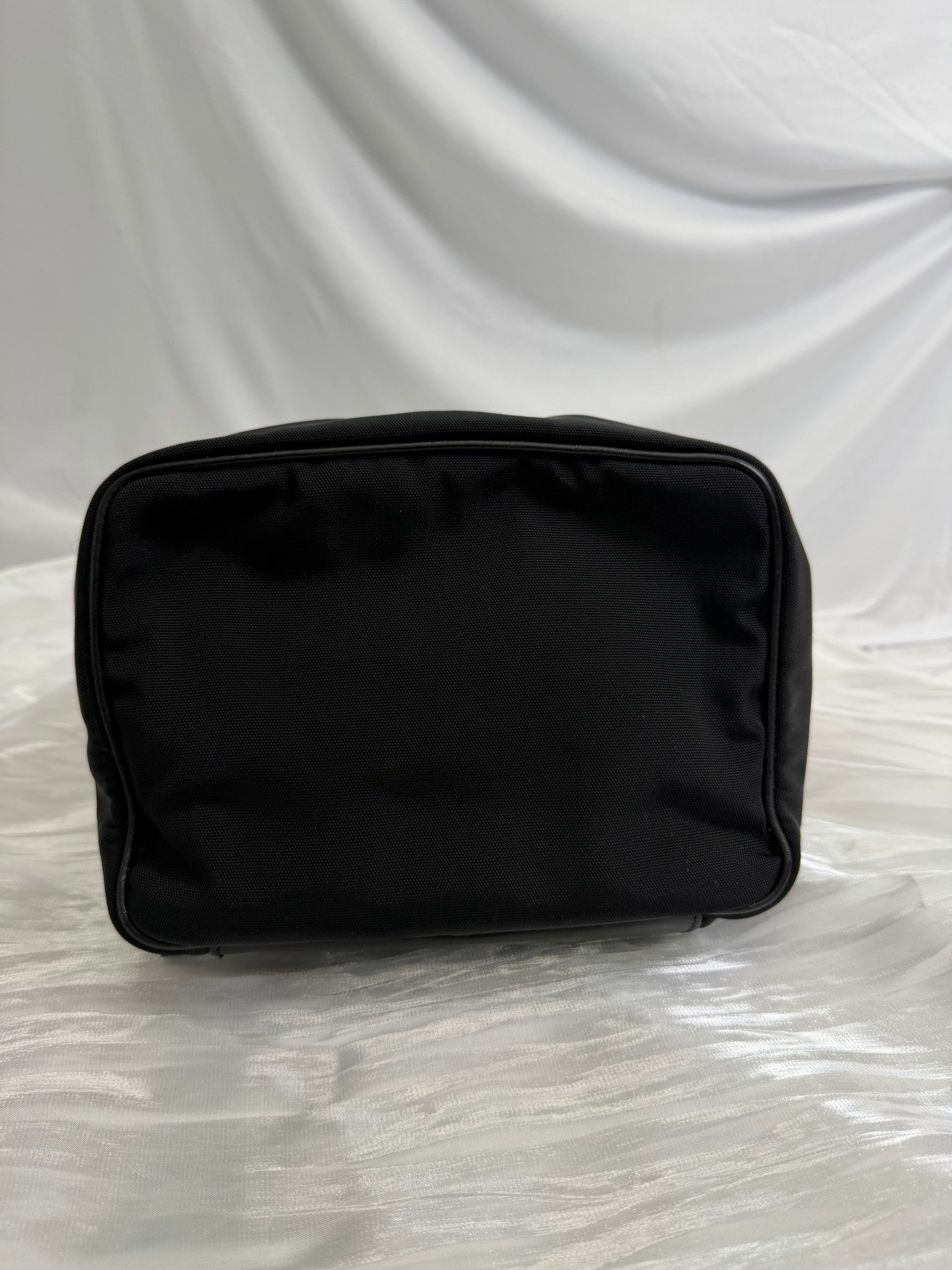 https://res.cloudinary.com/dyql5hig8/image/upload/v1761328204/bq4olv2t2zot7uhq5pfc.jpg