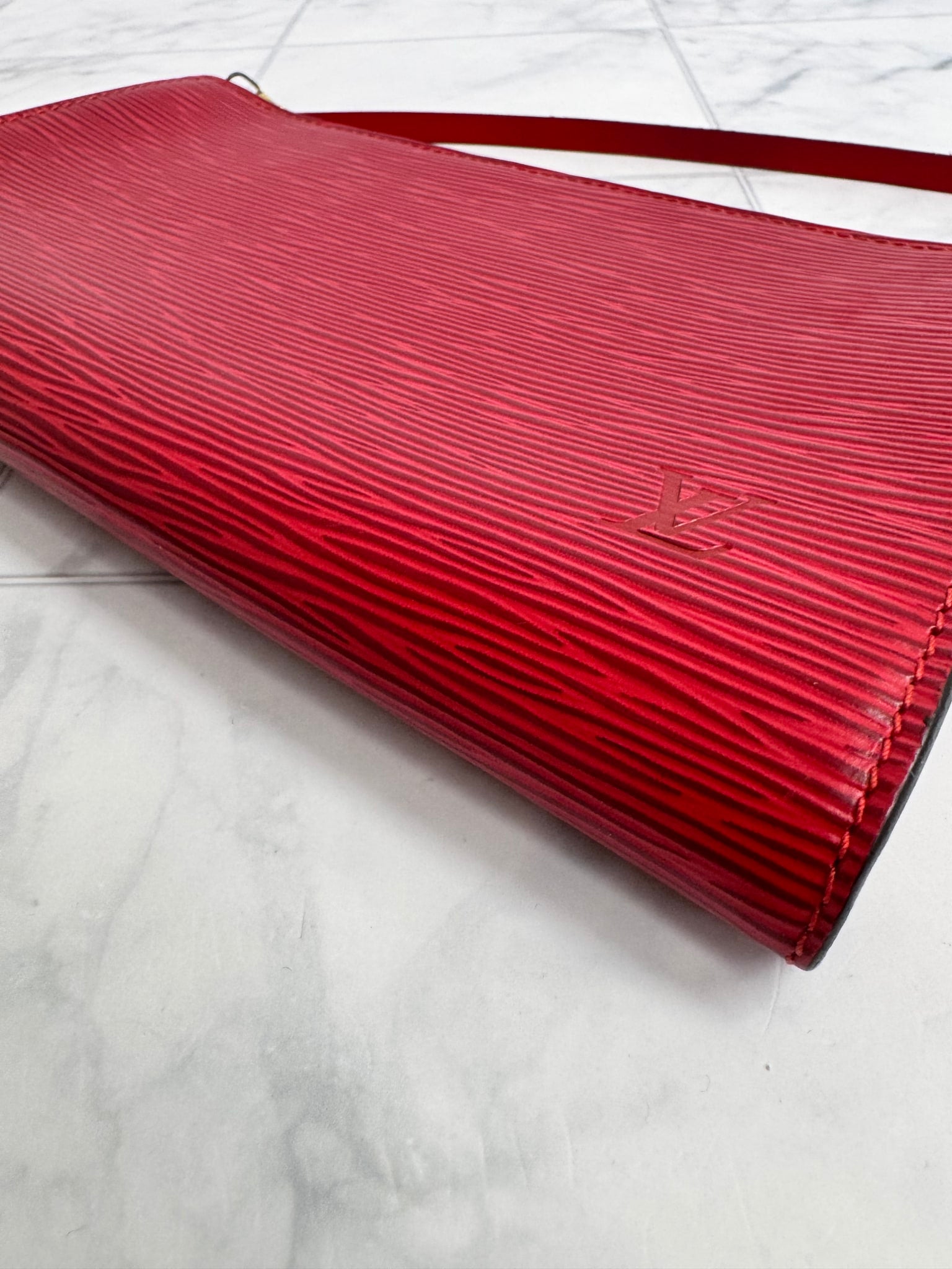 Louis Vuitton Red Epi Pochette Accessoires