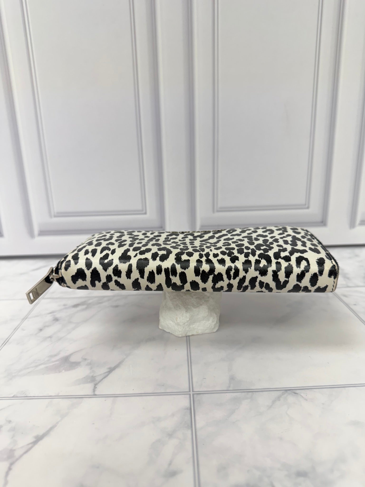Saint Laurent YSL White And Black Leather Leopard Print Zippy Wallet