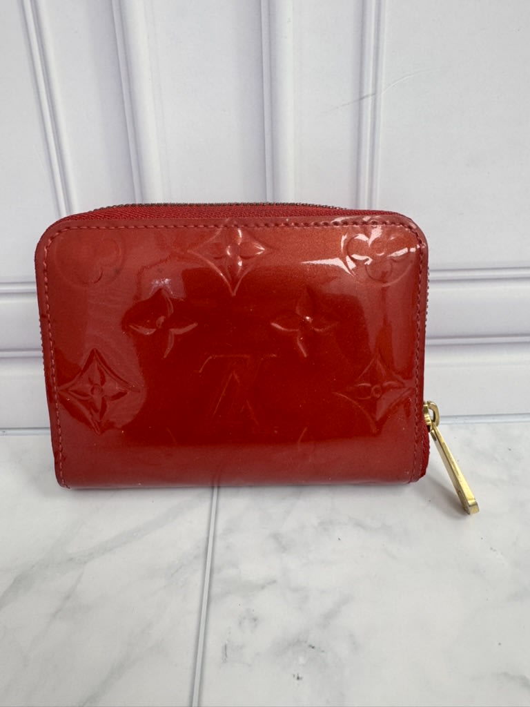 Louis Vuitton Red Vernis Compact Zippy