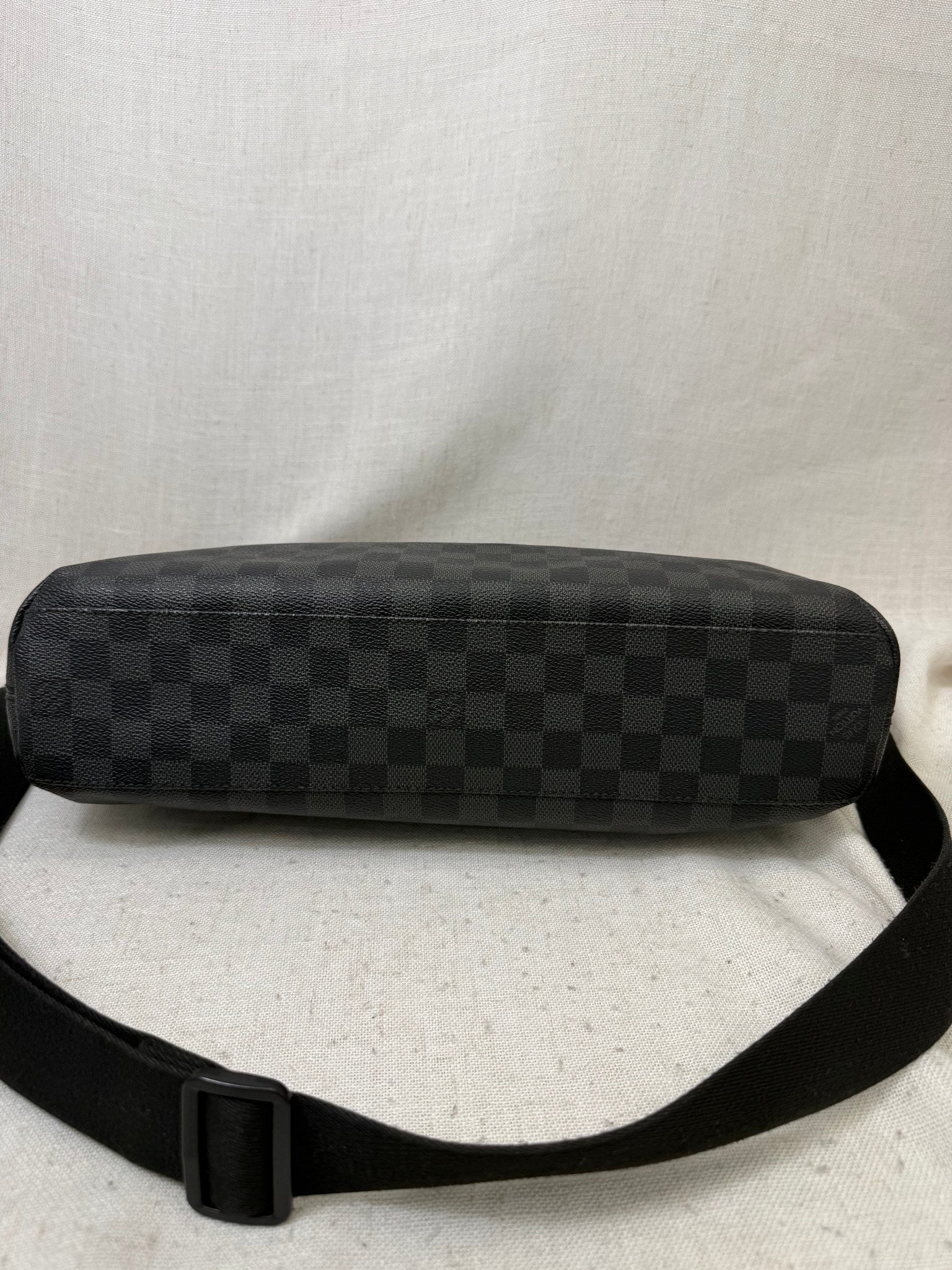 Louis Vuitton Damier Graphite Mick MM Shoulder Bag