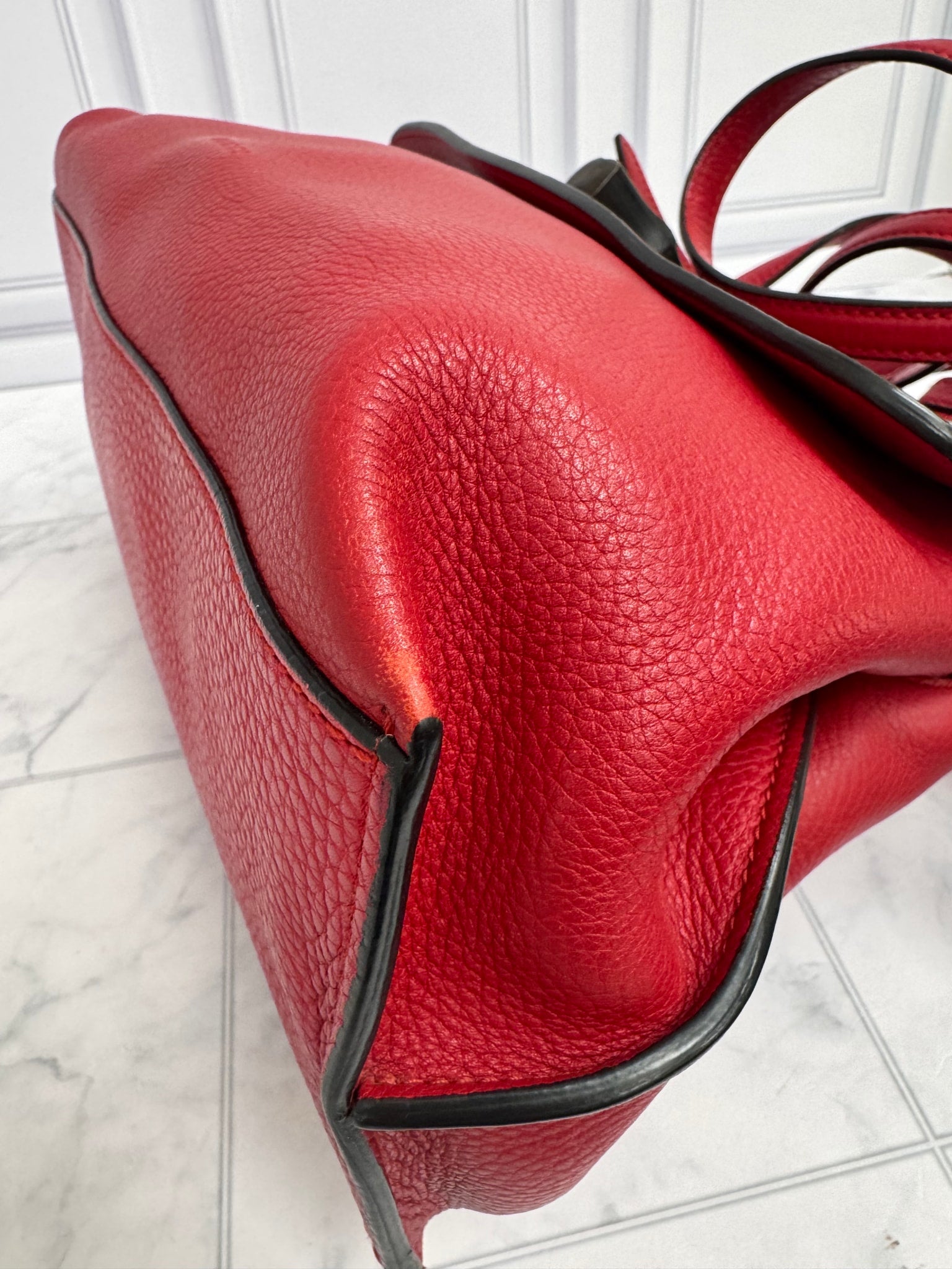 Gucci Red Grained Leather Daily Bamboo Medium 2Way Bag