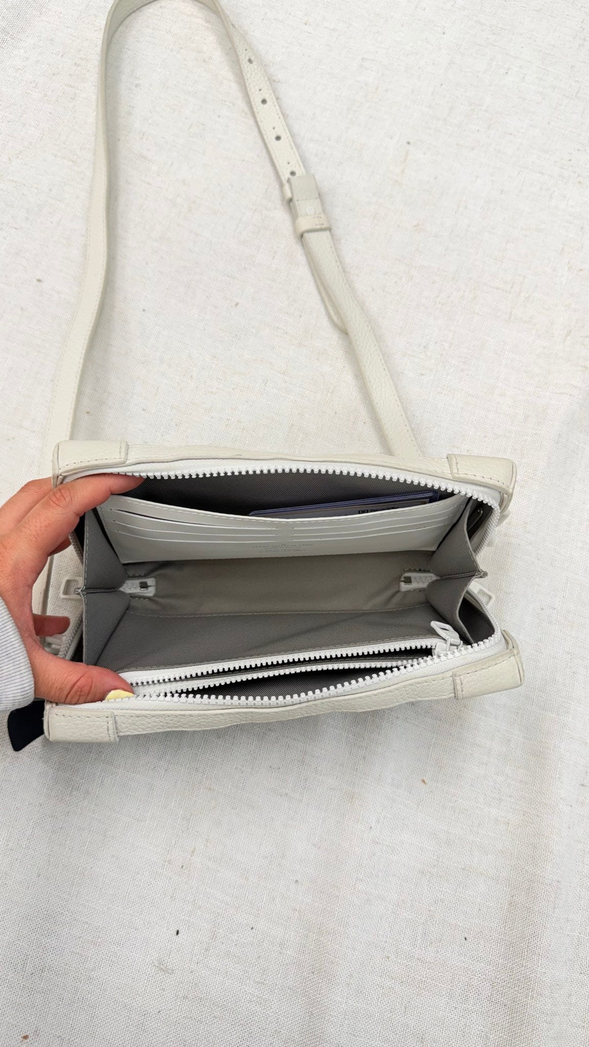 Louis Vuitton White Taurillon Leather Friends Cartoon Soft Trunk Shoulder Bag