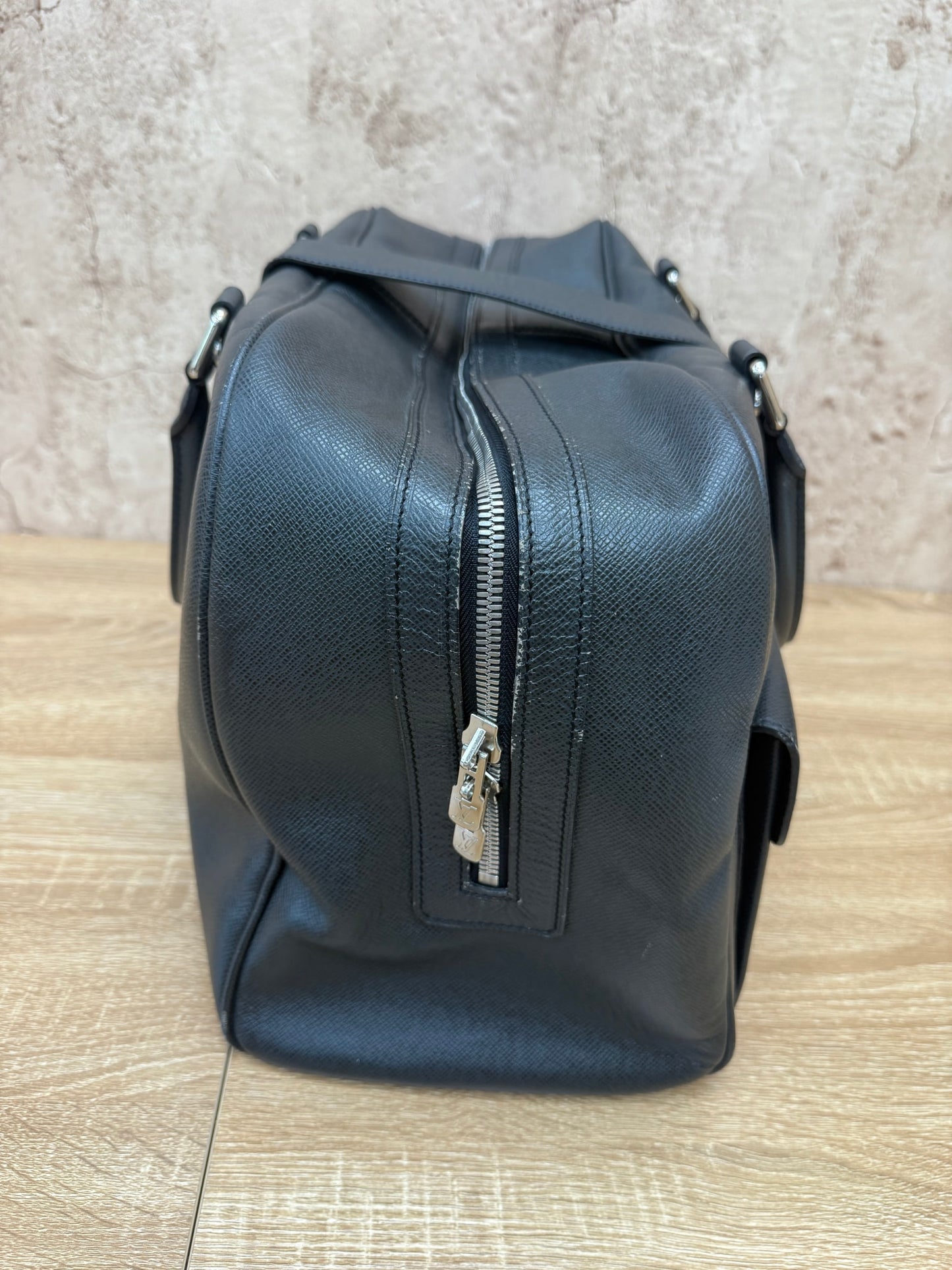 Louis Vuitton Black Taiga Ivan Carry On