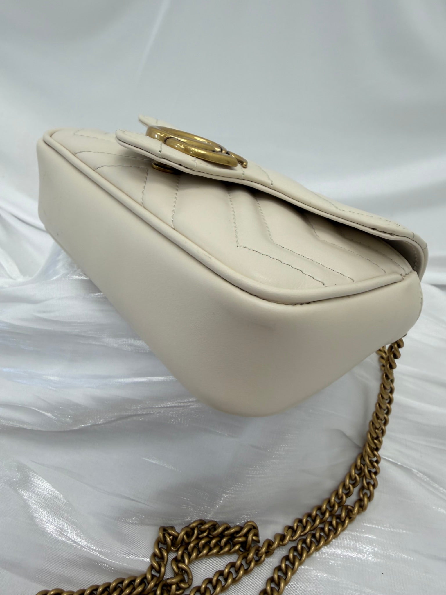 Gucci Ivory Leather Chevron Marmont Super Mini Bag