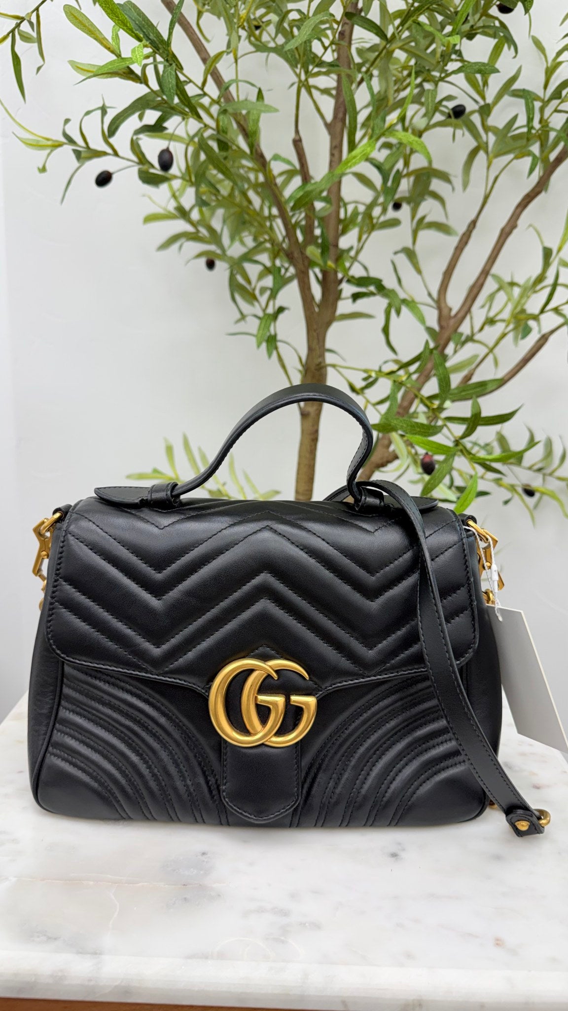 Gucci Black Leather GG Marmont Top Handle 2Way Bag