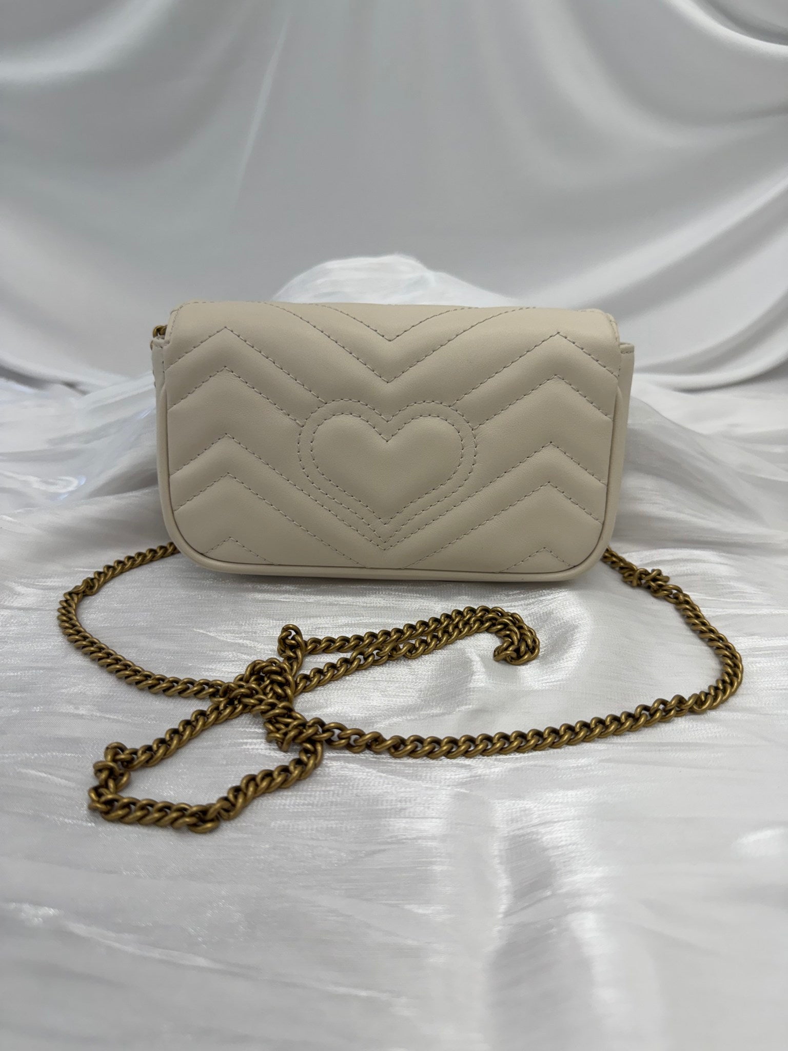 Gucci Ivory Leather Chevron Marmont Super Mini Bag