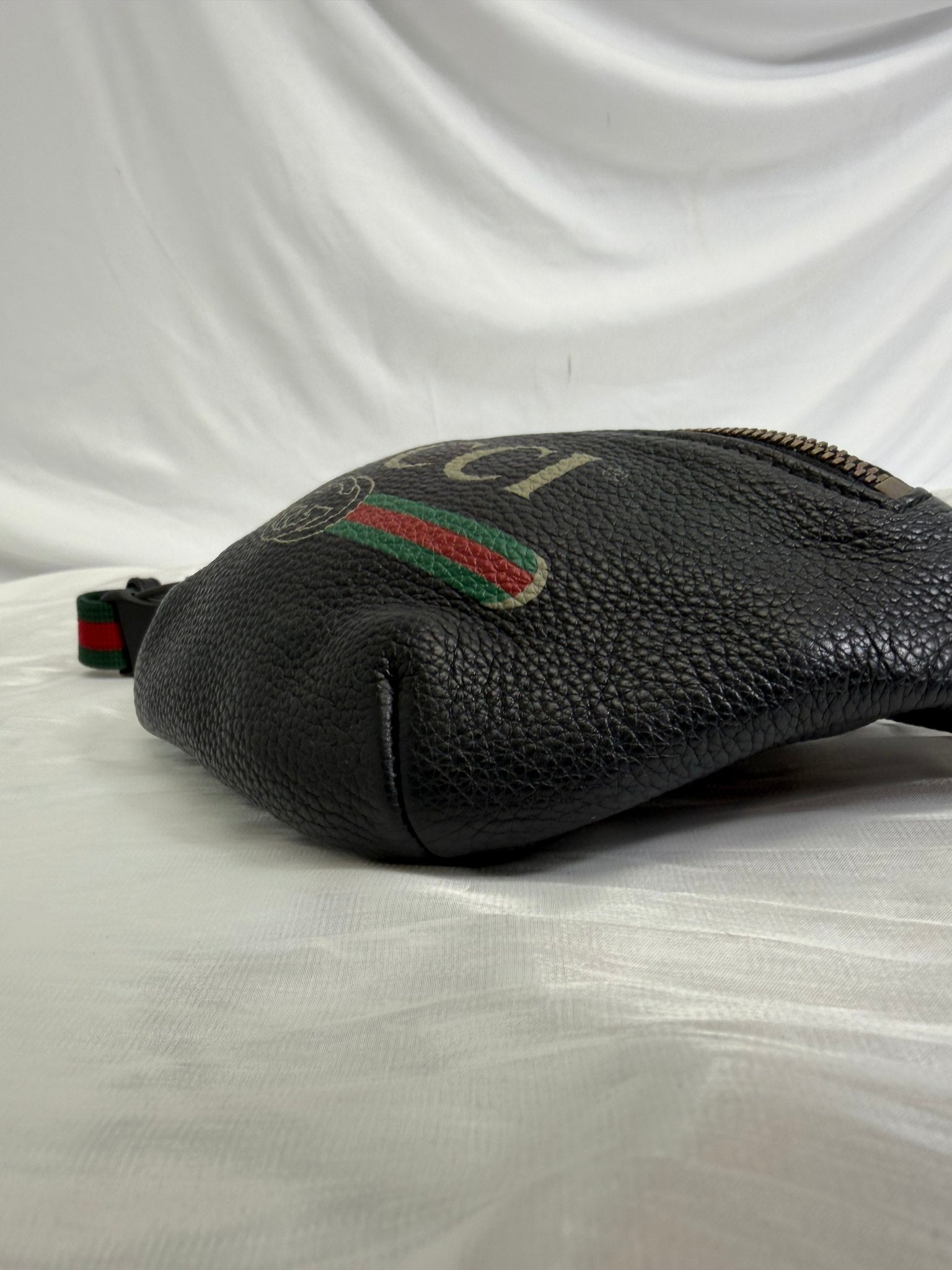 Gucci Print Black Leather Waist Bag