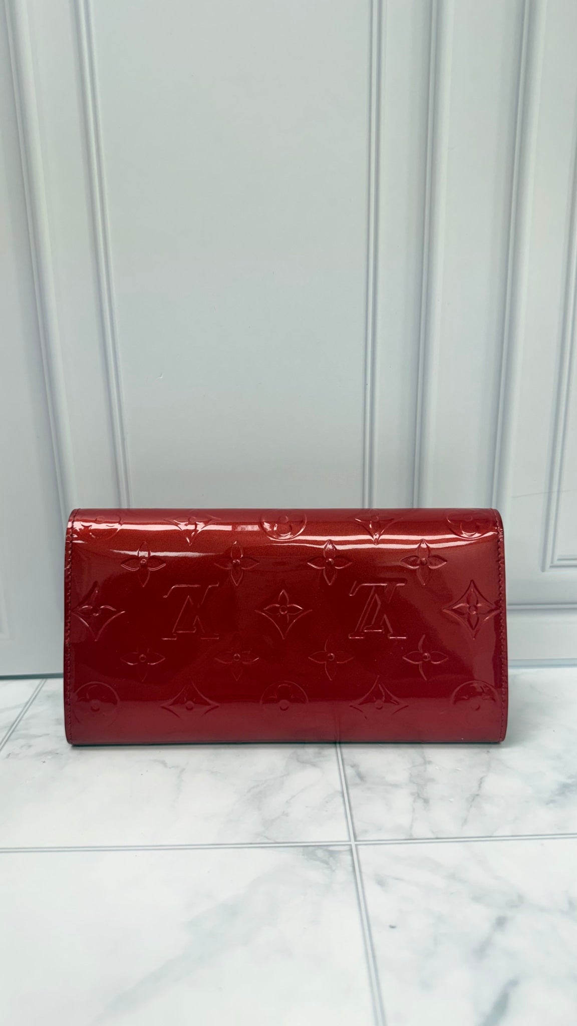 Louis Vuitton Red Monogram Vernis Leather Sarah Wallet