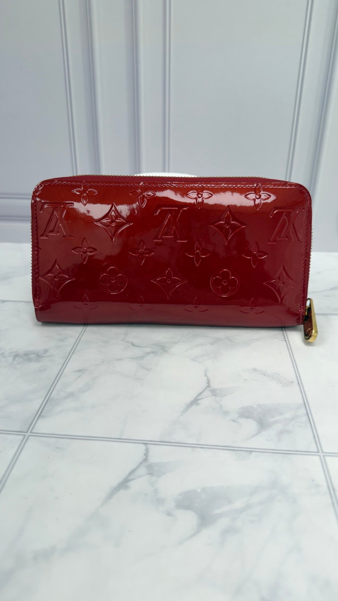 Louis Vuitton Red Vernis Zippy Wallet
