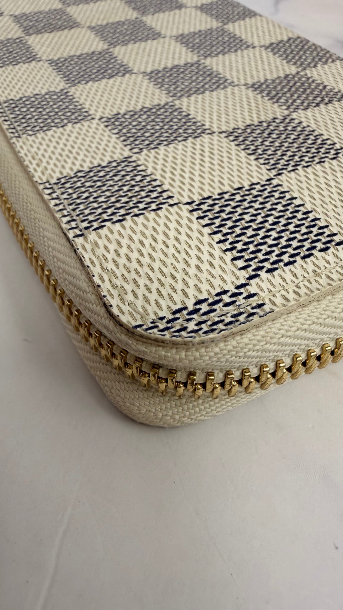 Louis Vuitton Damier Azur Zippy Long Wallet