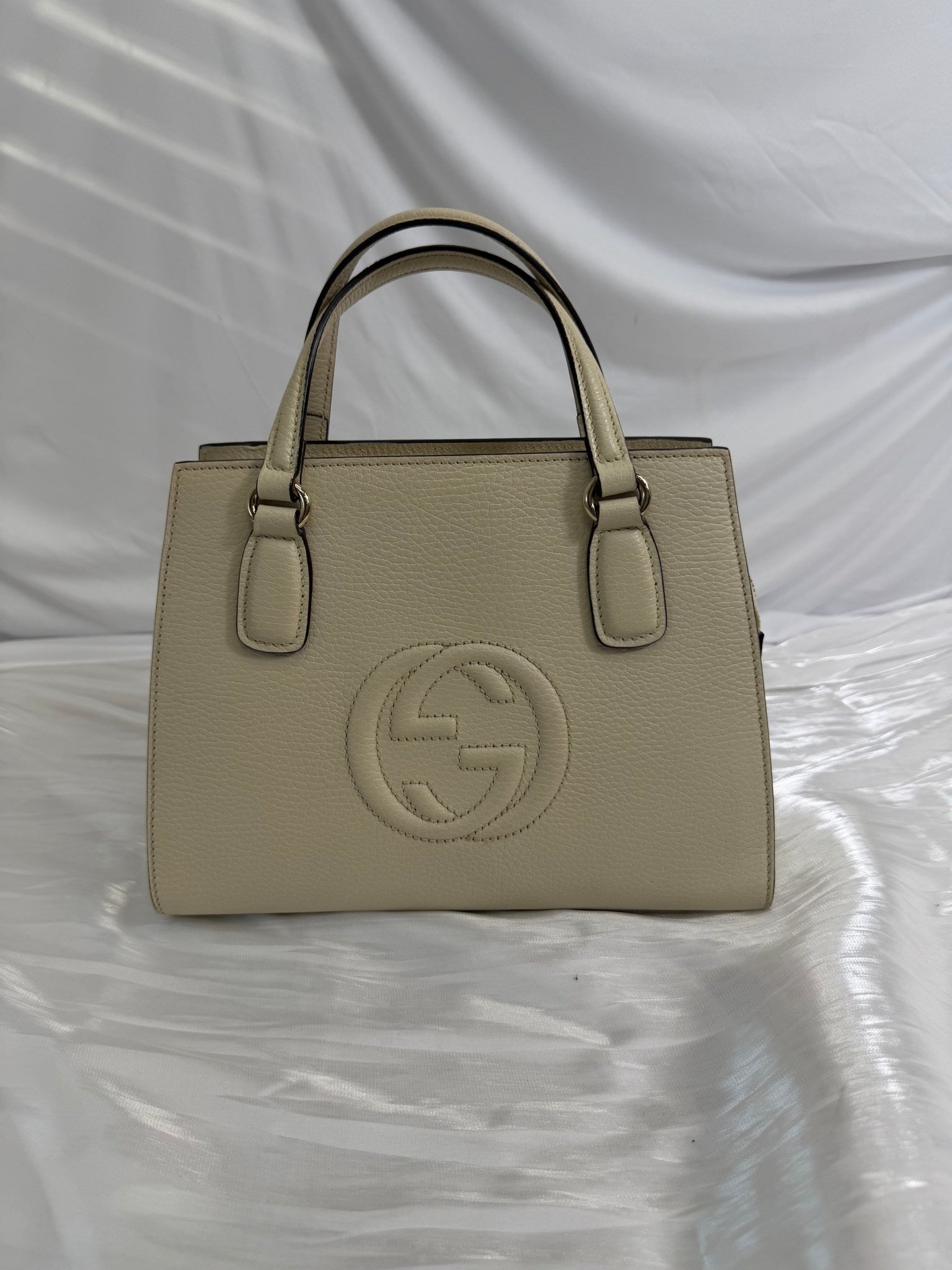 Gucci Beige Pebbled Leather Soho Bag