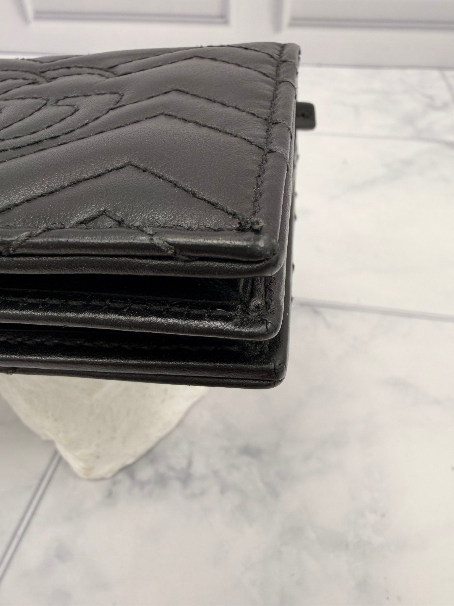 Gucci Black Chevron Leather GG Marmont Compact Wallet