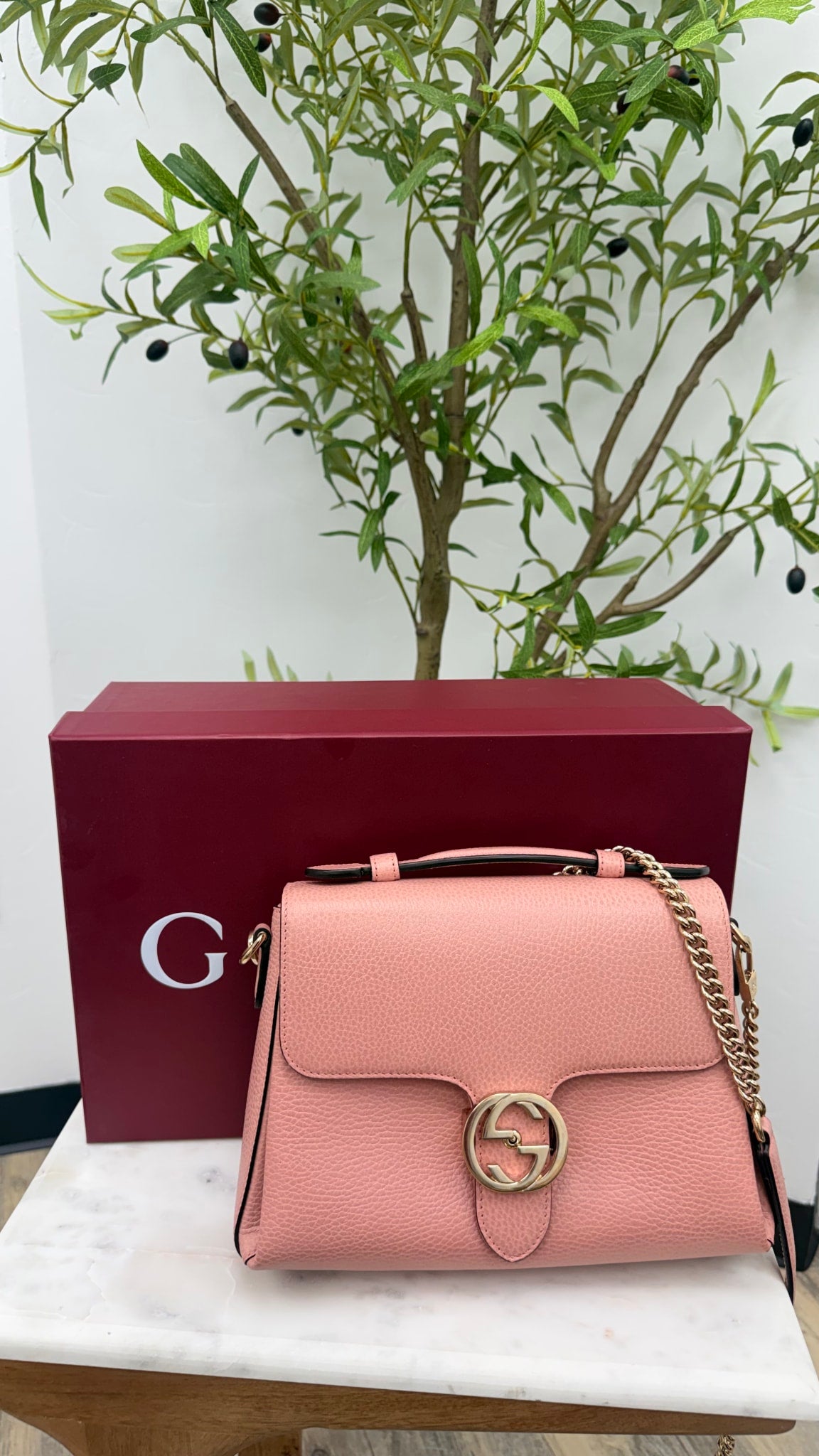 LIKE NEW - Gucci Dusty Pink Grained Leather Interlocking G Crossbody Bag