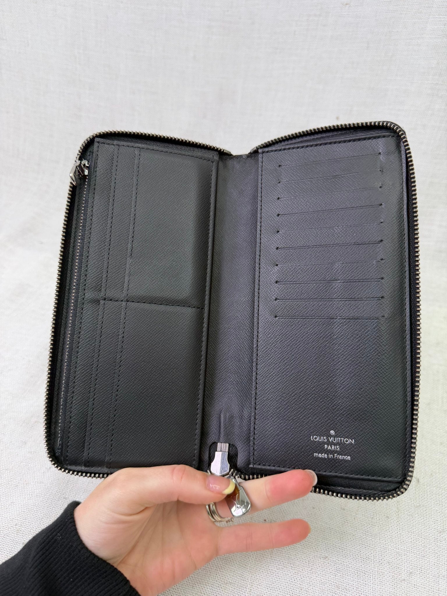 Louis Vuitton Monogram Eclipse Vertical Zippy