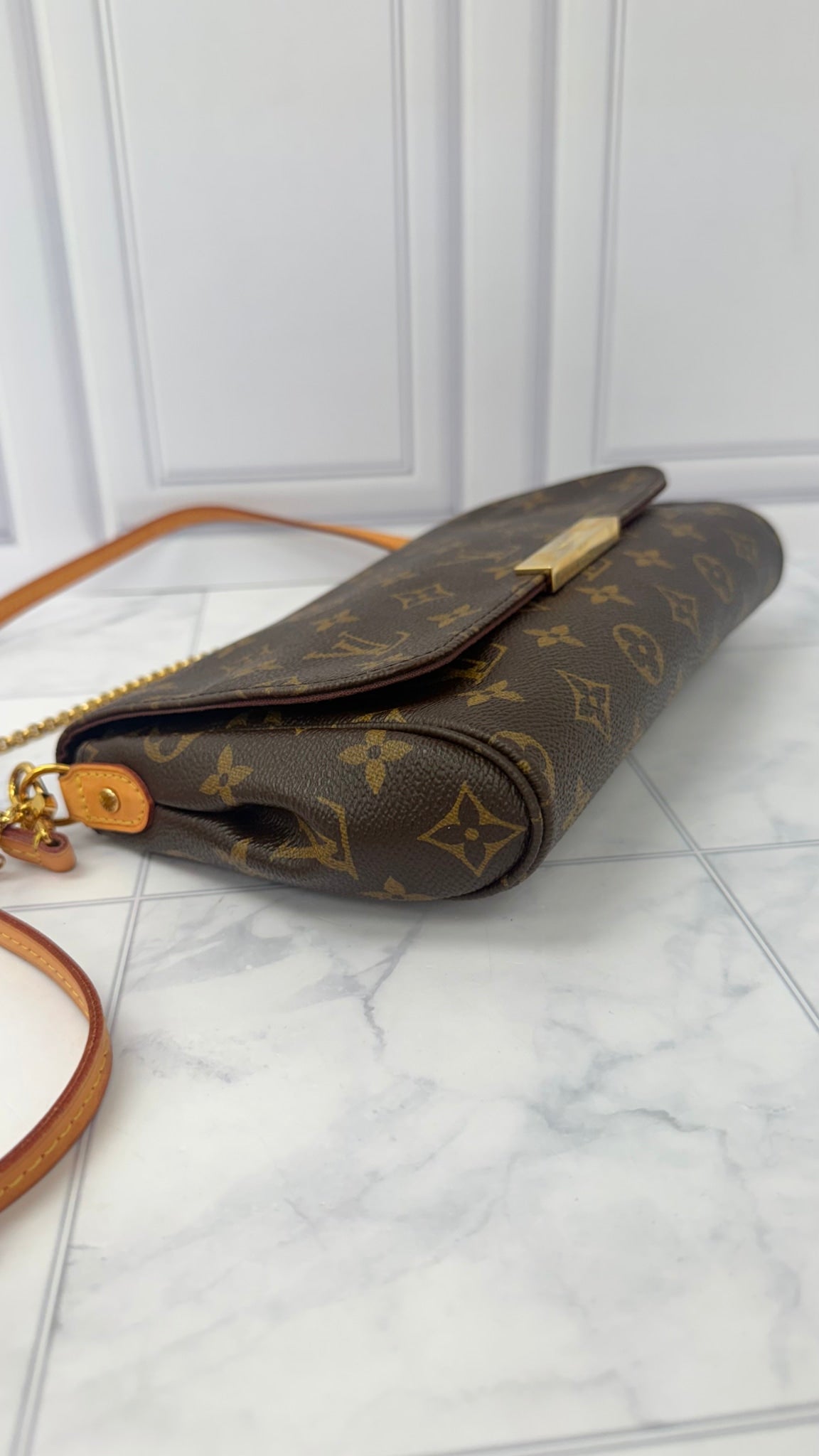 Louis Vuitton Monogram Favorite Crossbody Bag