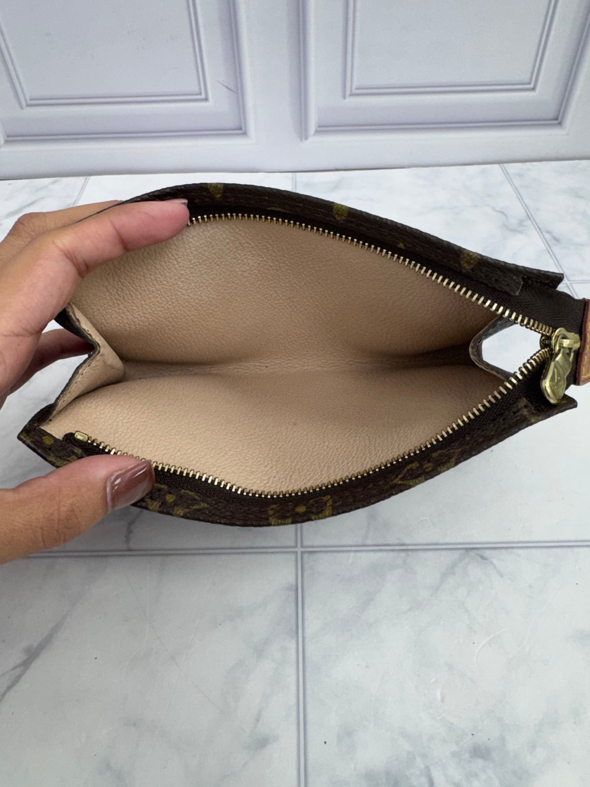 Louis Vuitton Monogram Bucket Pouch