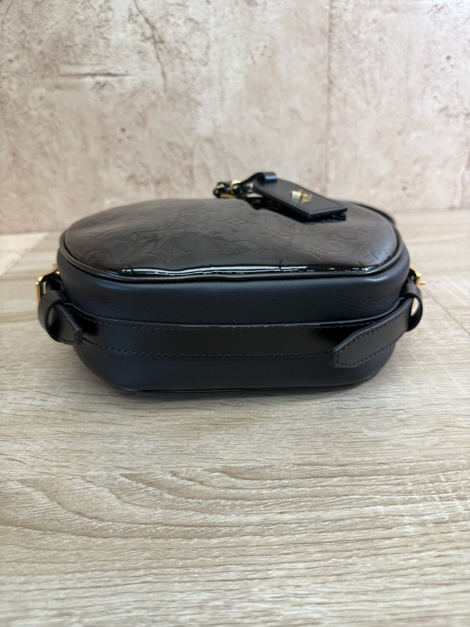 Louis Vuitton Black Vernis Boite Chapeau Souple MM