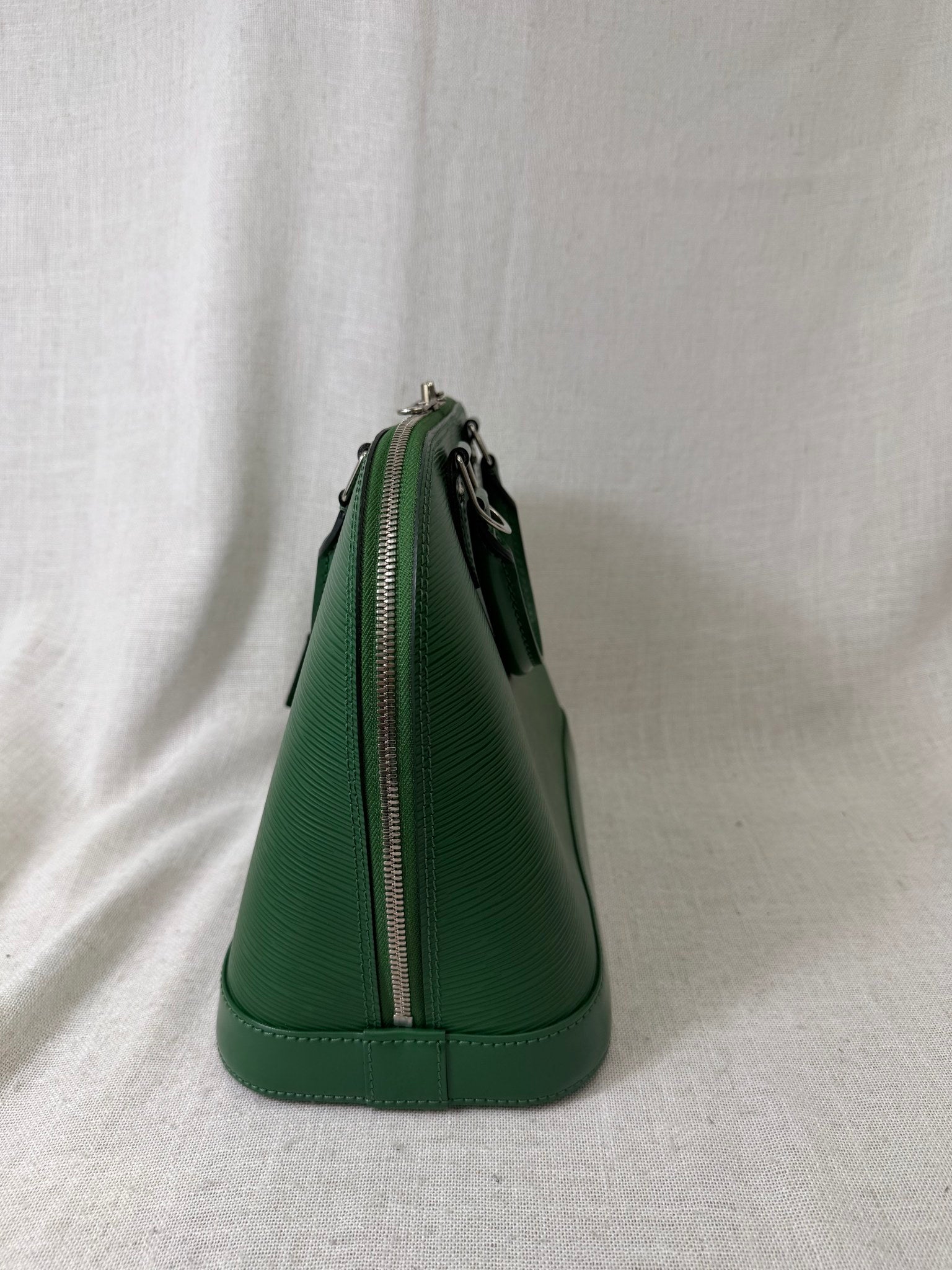 LIKE NEW - Louis Vuitton Green Epi Leather Alma PM Handbag