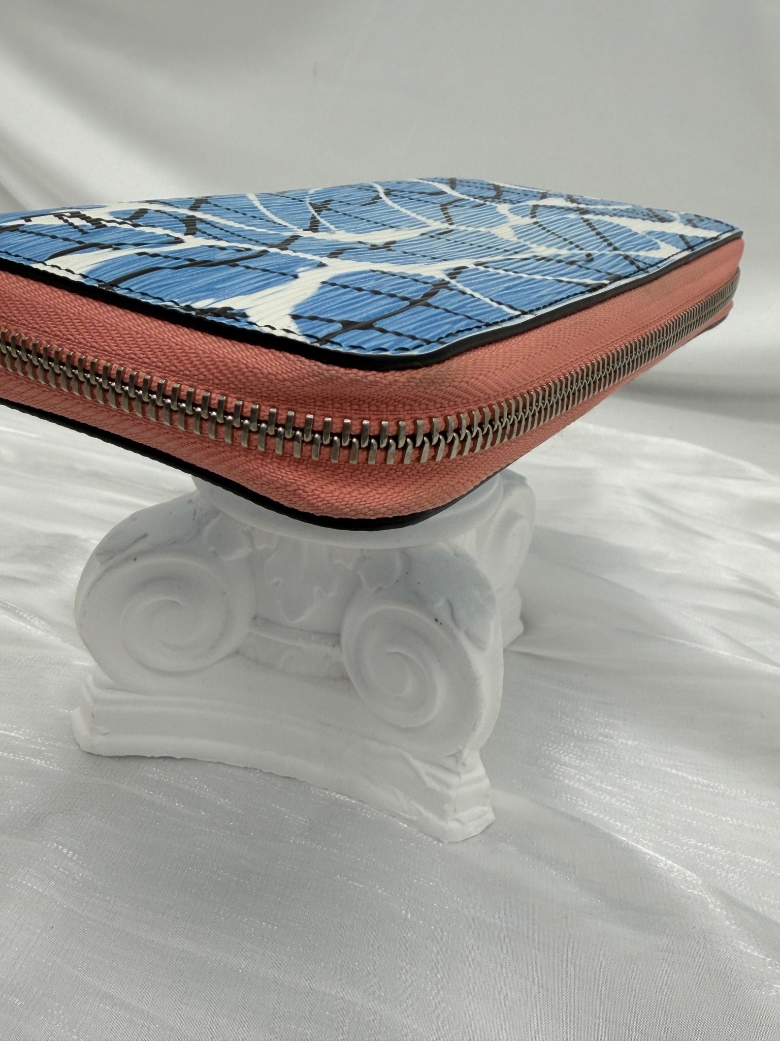 Louis Vuitton Aqua Print Epi Limited Edition Zippy Wallet