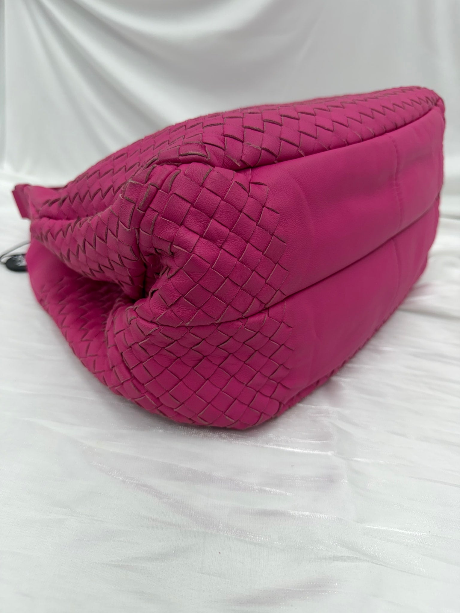 Bottega Veneta Pink Intrecciato Leather Hobo Bag