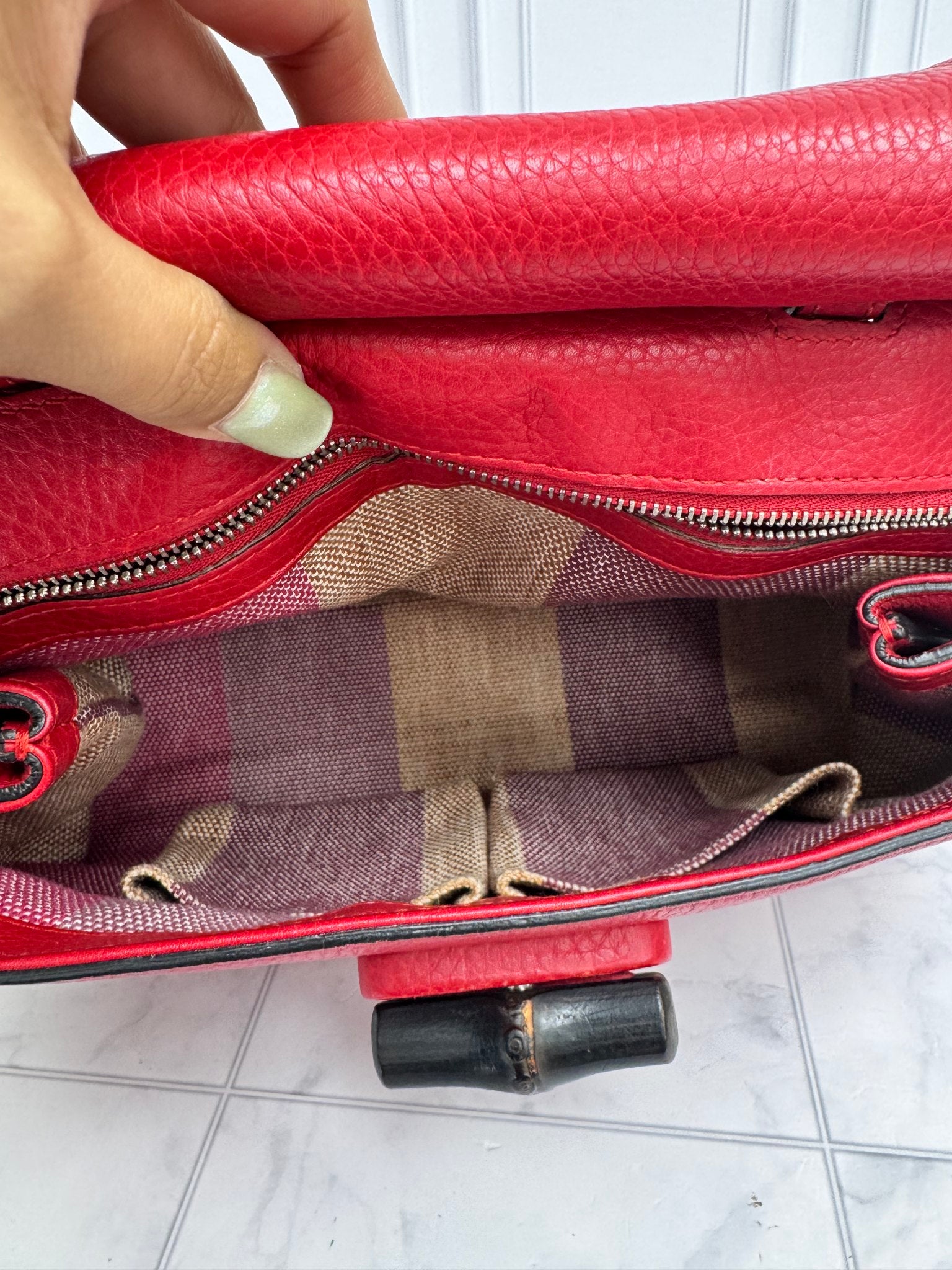 Gucci Red Grained Leather Daily Bamboo Medium 2Way Bag