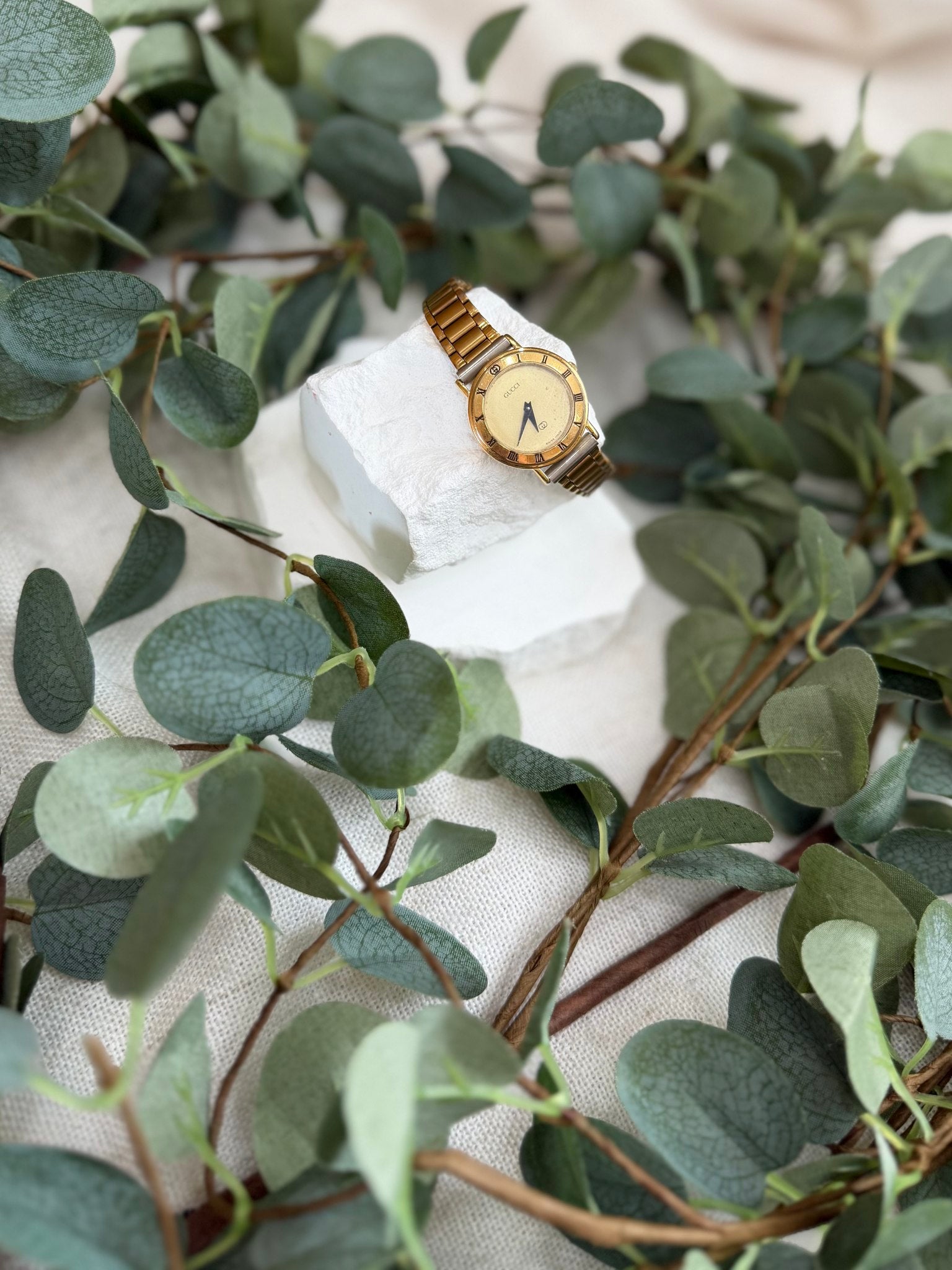 Gucci Gold Toned Metal Watch