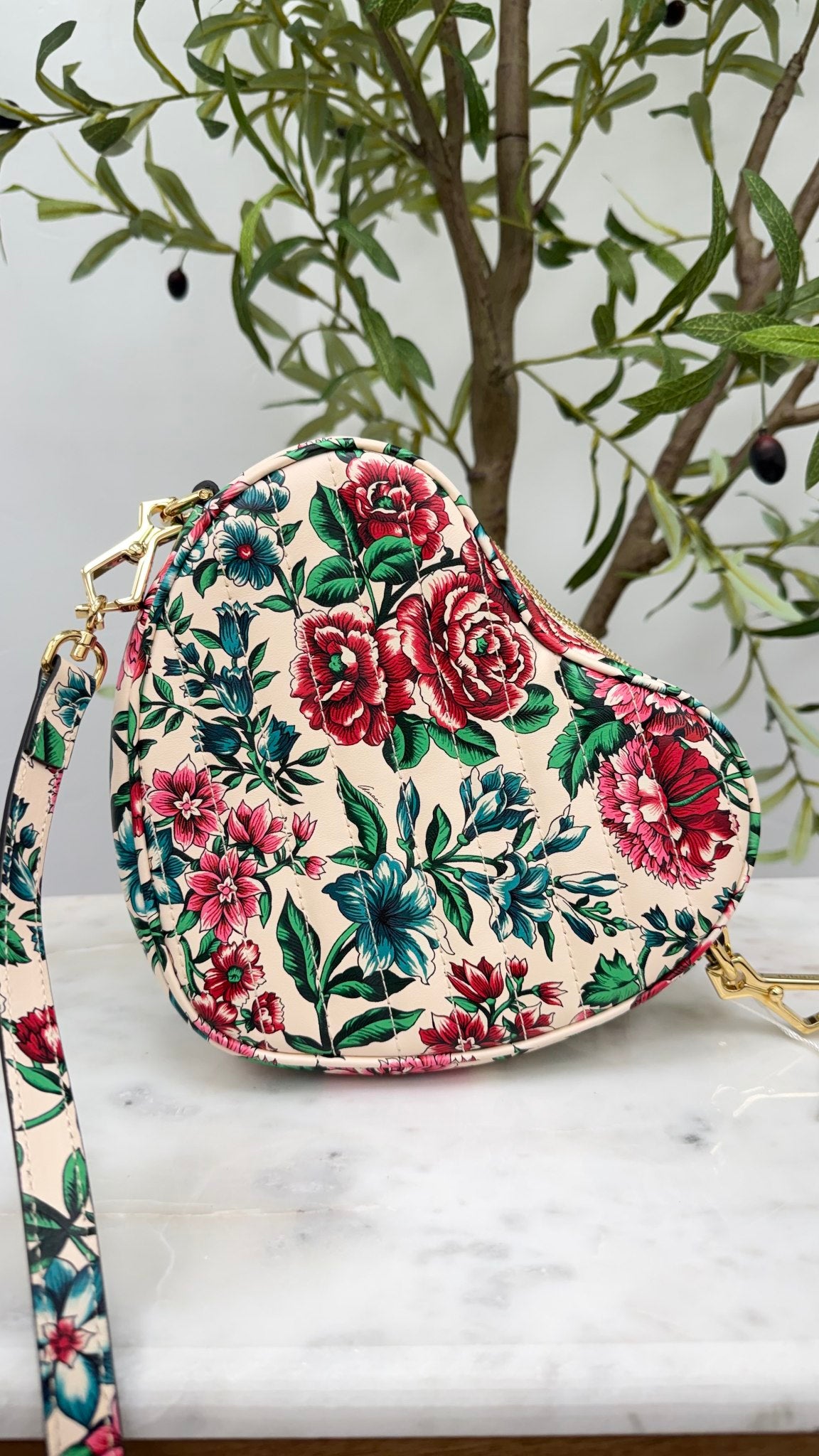 LIKE NEW - Gucci Beige & Multicolor Floral Leather Heart Marmont Crossbody