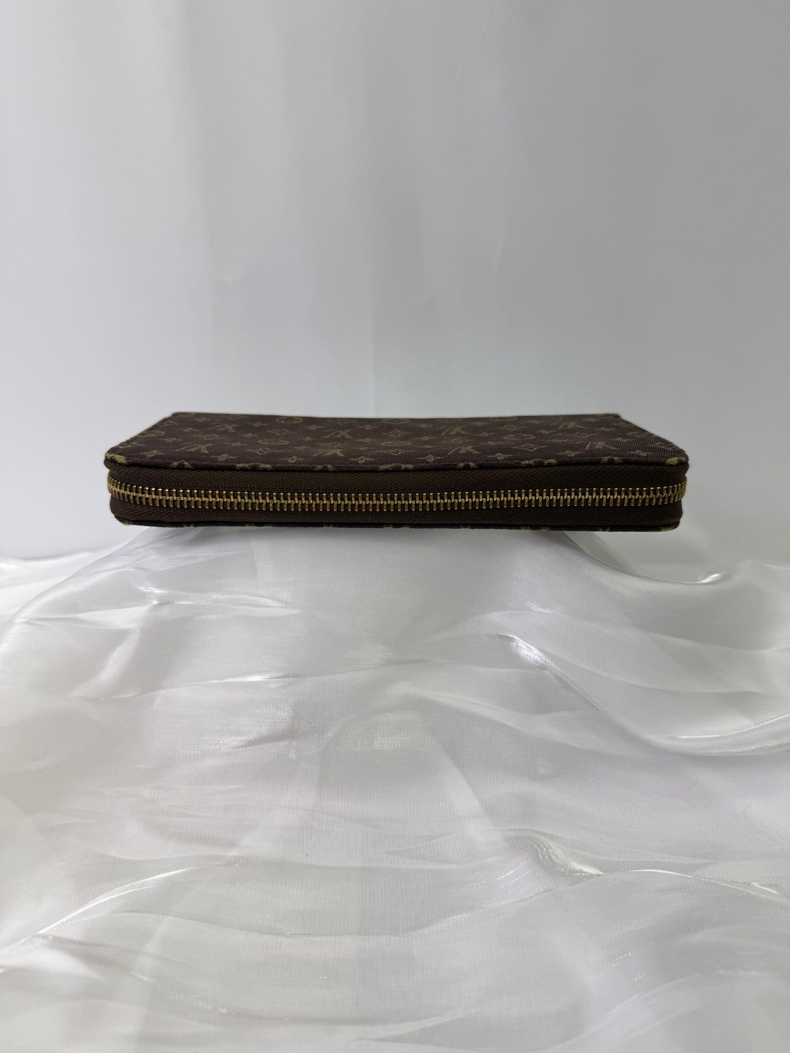 Louis Vuitton Brown Canvas Mini Lin zippy wallet