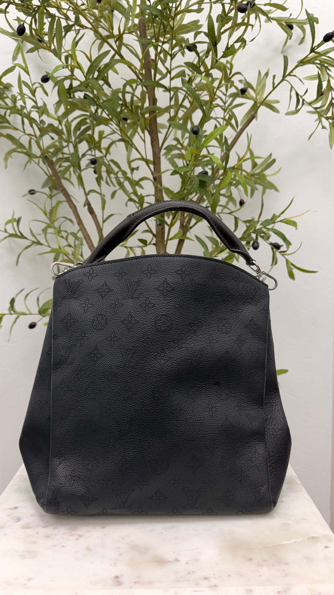 Louis Vuitton Black Mahina Leather Babylone PM Shoulder Bag