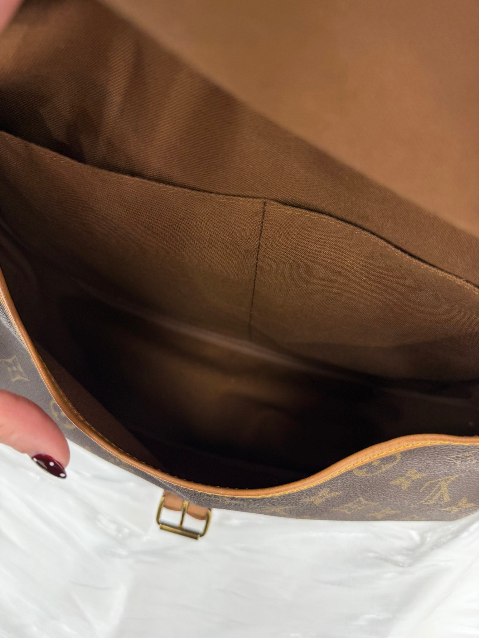 Louis Vuitton Monogram Saumur 35 Bag