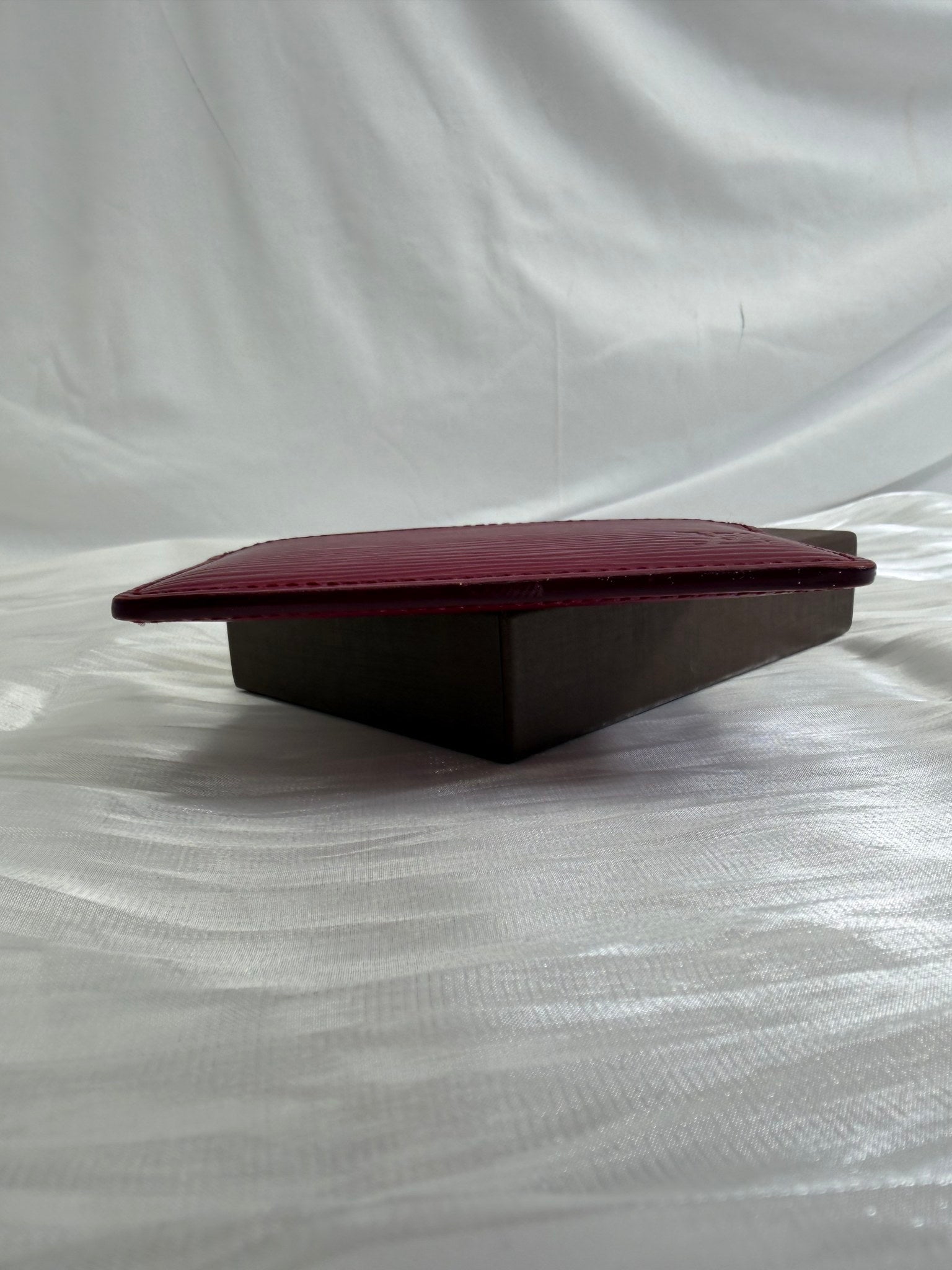 Louis Vuitton Dark Fuchsia Epi Card Case