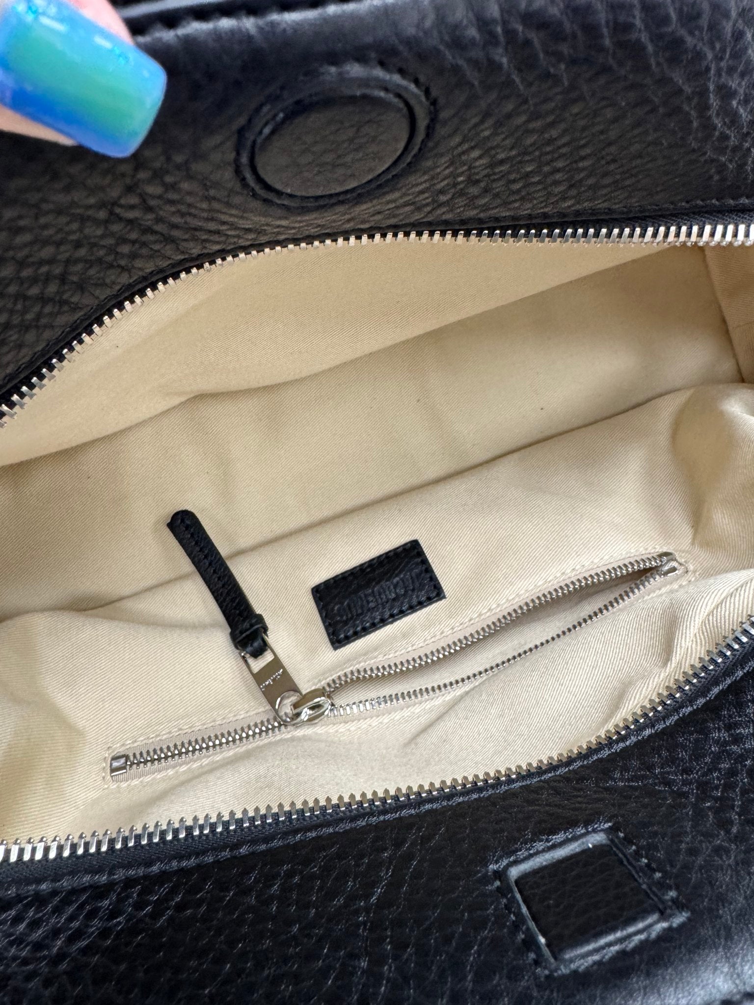 BRAND NEW - Jacquemus Black Grained Leather Le Turismo Shoulder Bag